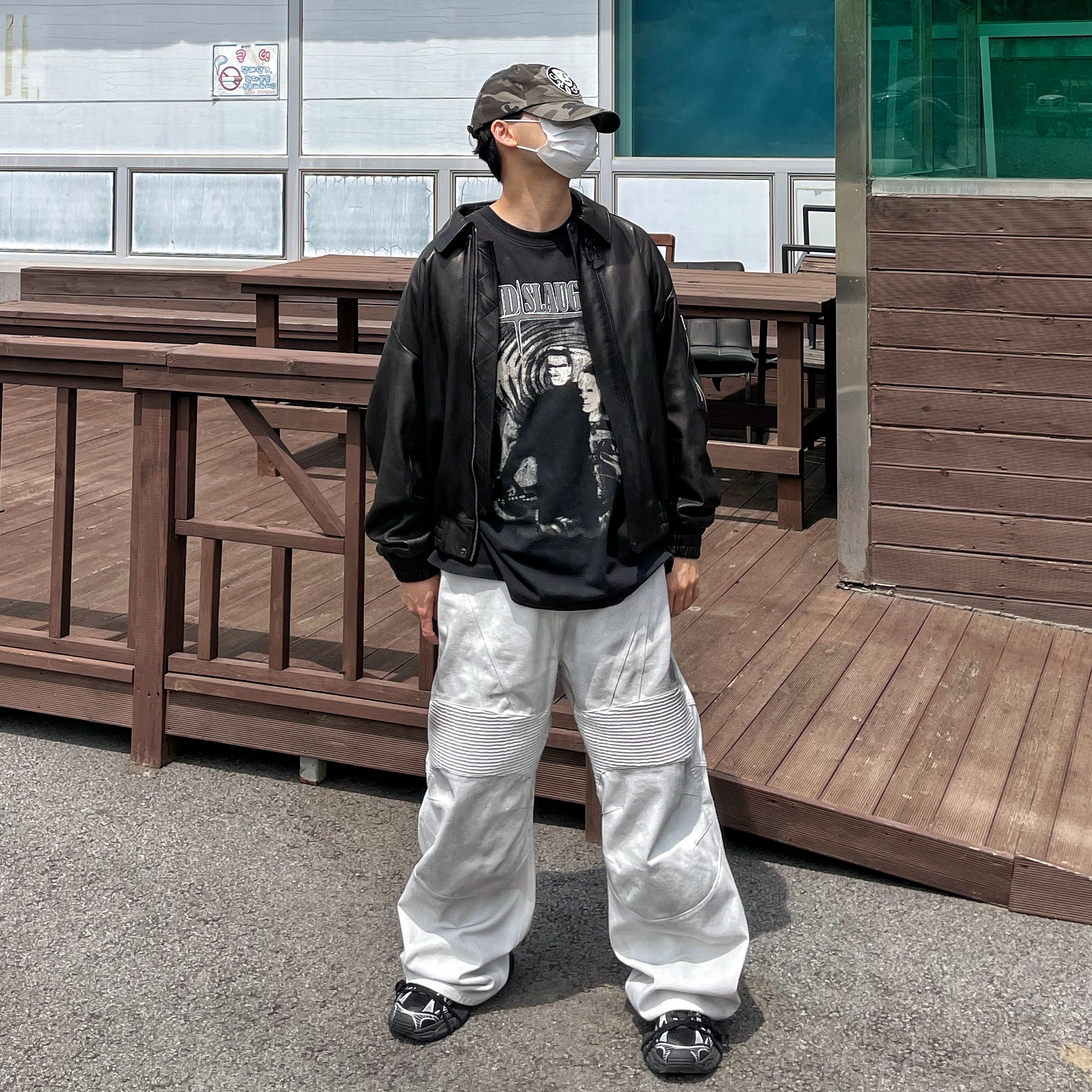 프로젝트 G/R 마인드 슬로터 빈티지 워시드 티셔츠 블랙, 발렌시아가 3XL 스니커즈 블랙 화이트 착용 스타일 - 4