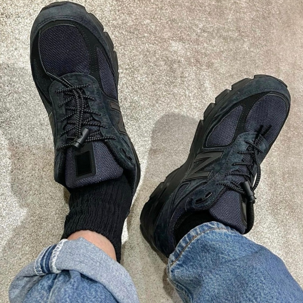 New Balance x JJJJound 990v4 Navy 착용 스타일