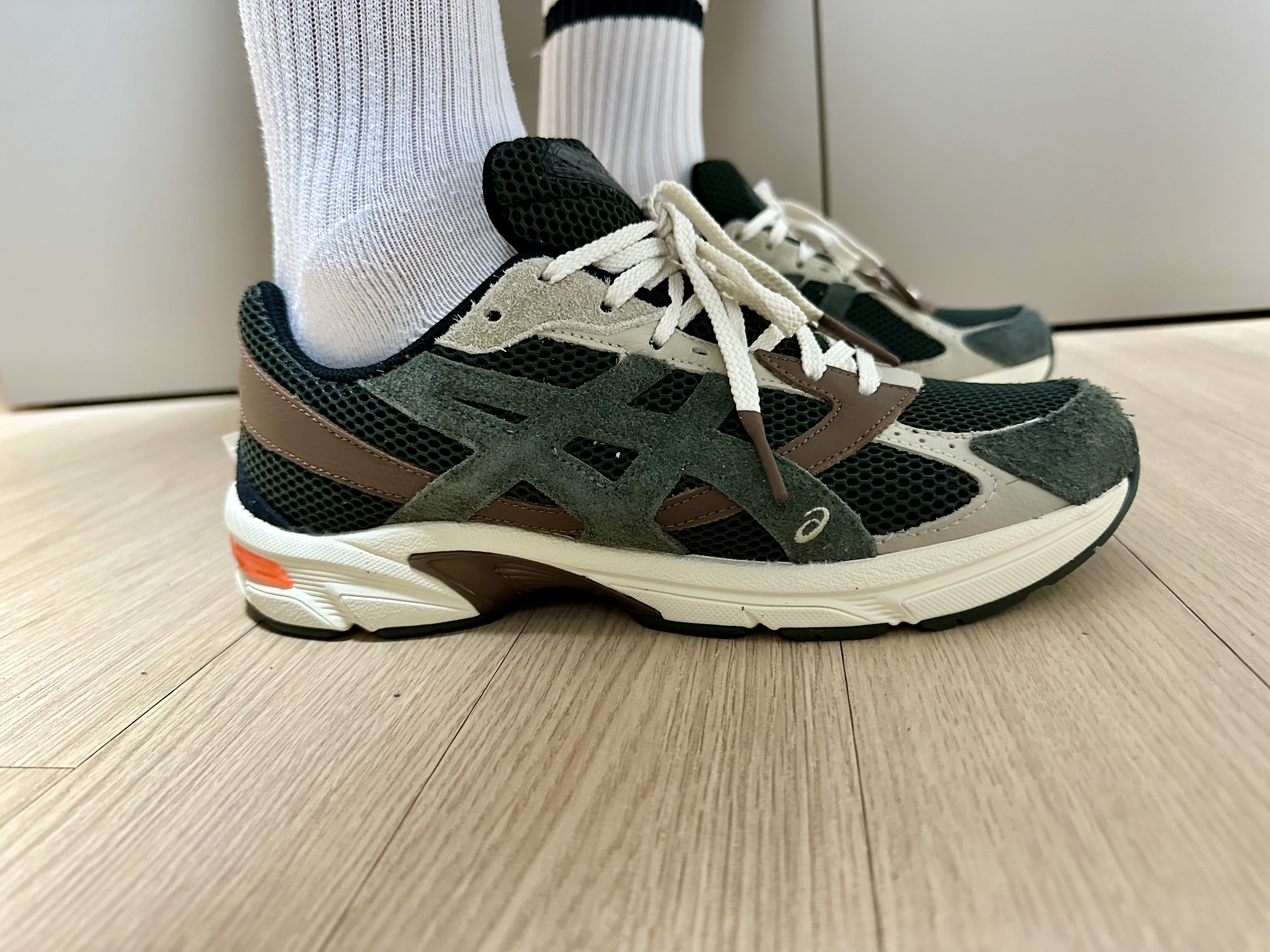 Asics x Hal Studios Gel-1130 MK-II Forest 착용 스타일 - 3