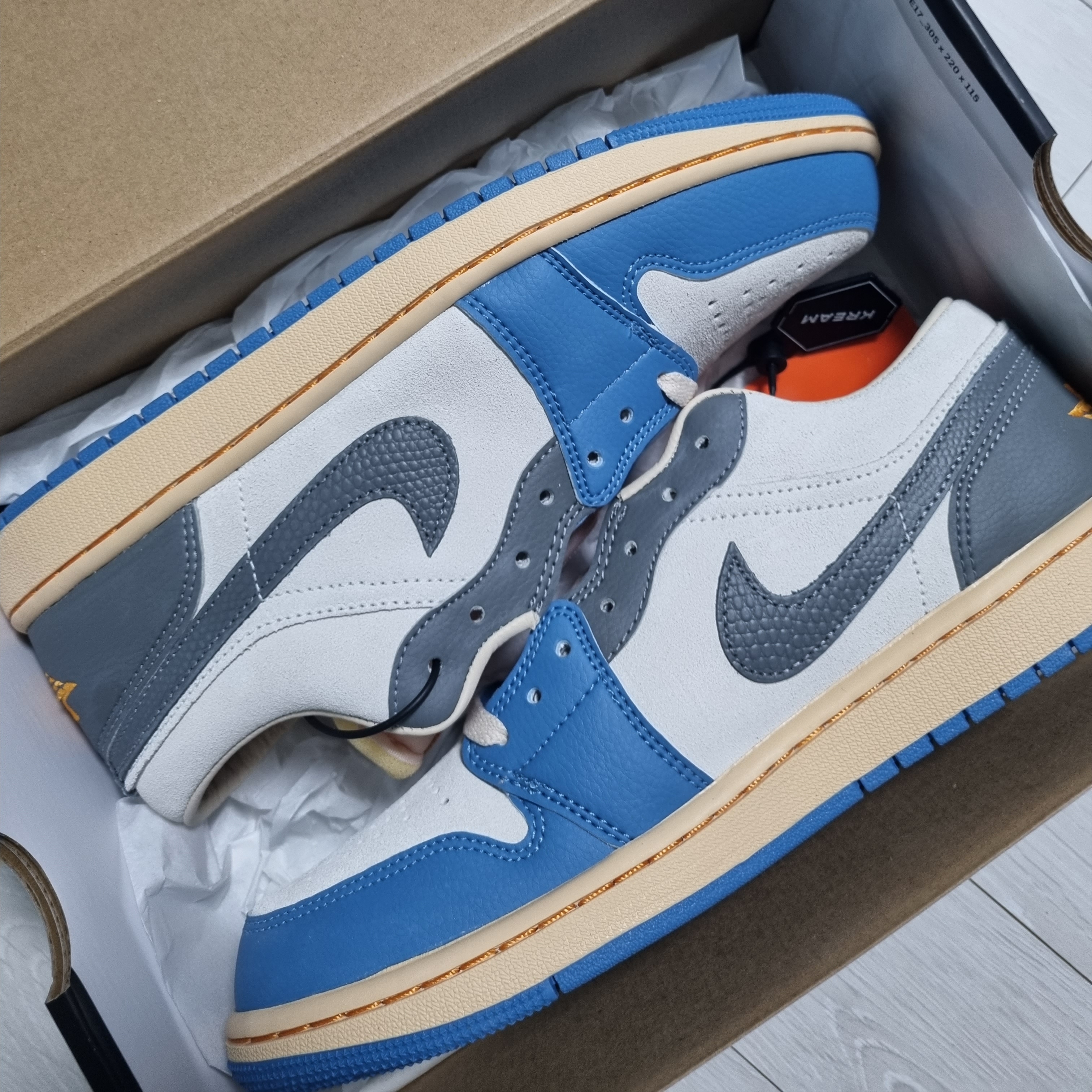 Jordan 1 Low SE Tokyo 96 착용 스타일