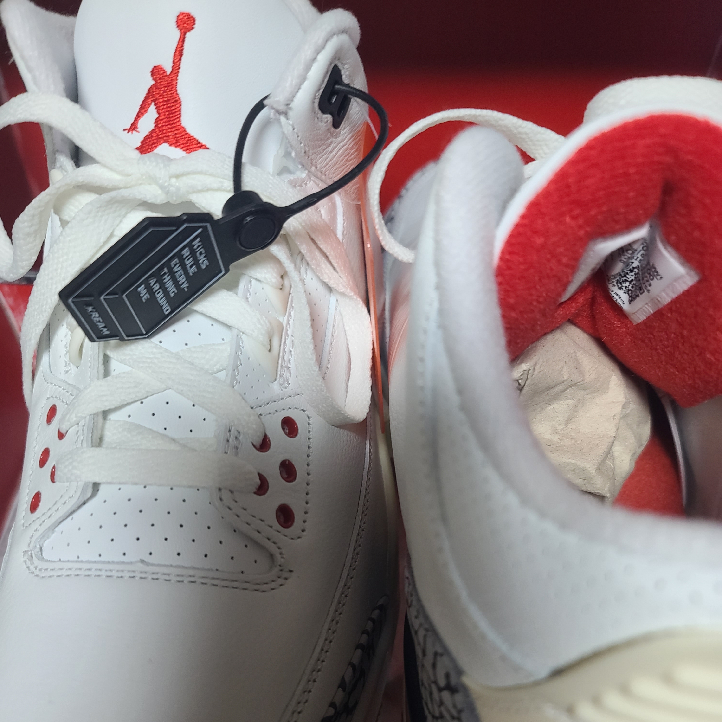 Jordan 3 Retro White Cement Reimagined 착용 스타일 - 2