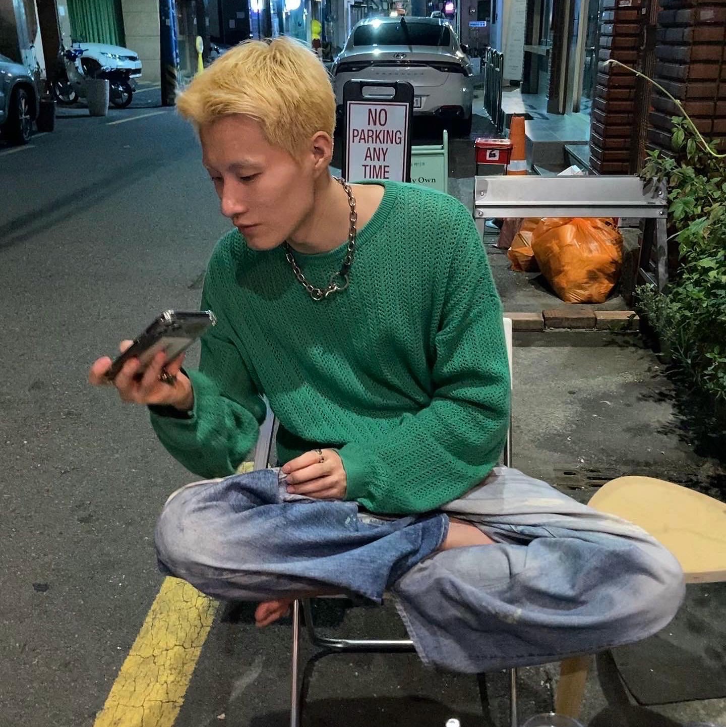(W) 아워레가시 풀컷 디지털 데님 프린트, 아워레가시 라돈 브래스 키체인 매트 니켈 착용 스타일 - 3