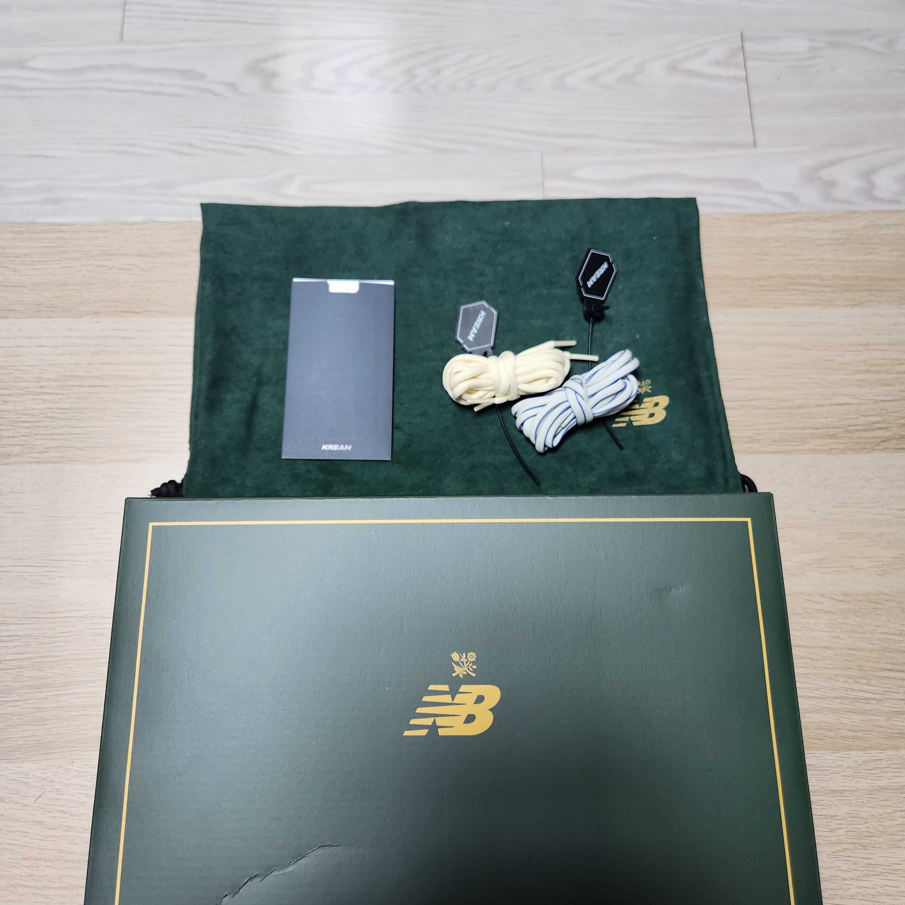 New Balance x Aime Leon Dore 860v2 Blue 착용 스타일 - 5