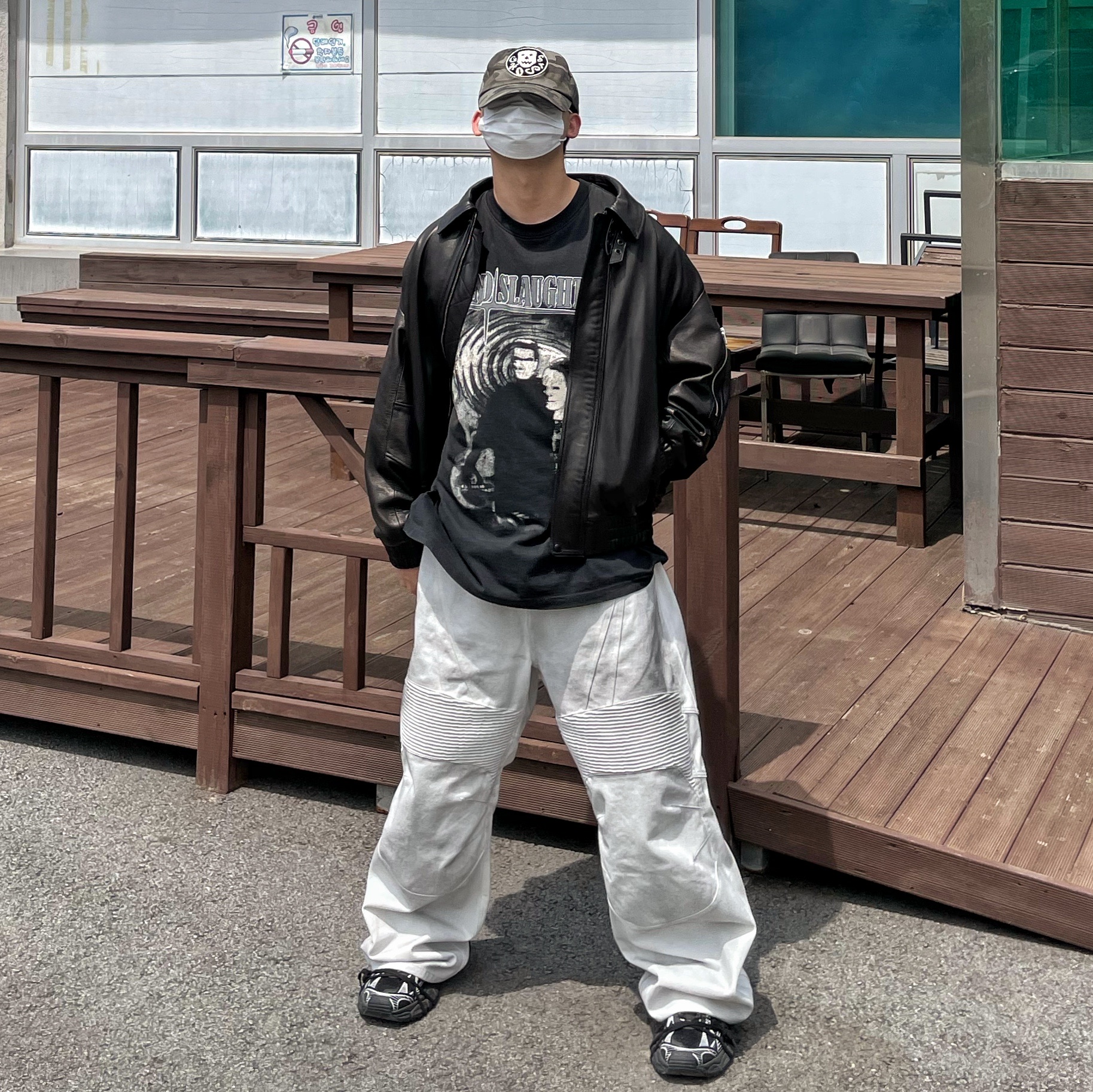 프로젝트 G/R 마인드 슬로터 빈티지 워시드 티셔츠 블랙, 발렌시아가 3XL 스니커즈 블랙 화이트 착용 스타일 - 1