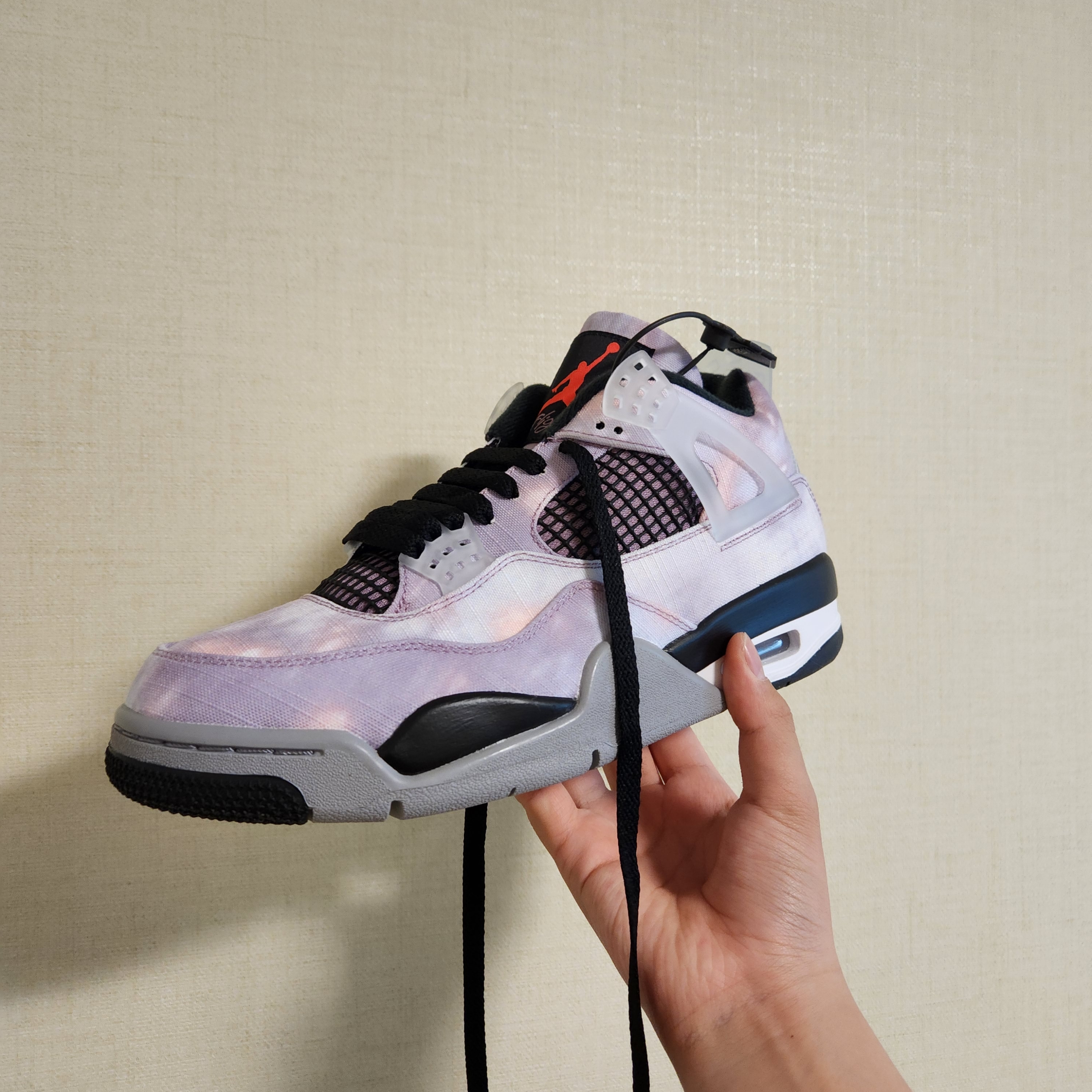 Jordan 4 Retro SE Amethyst Wave 착용 스타일 - 1