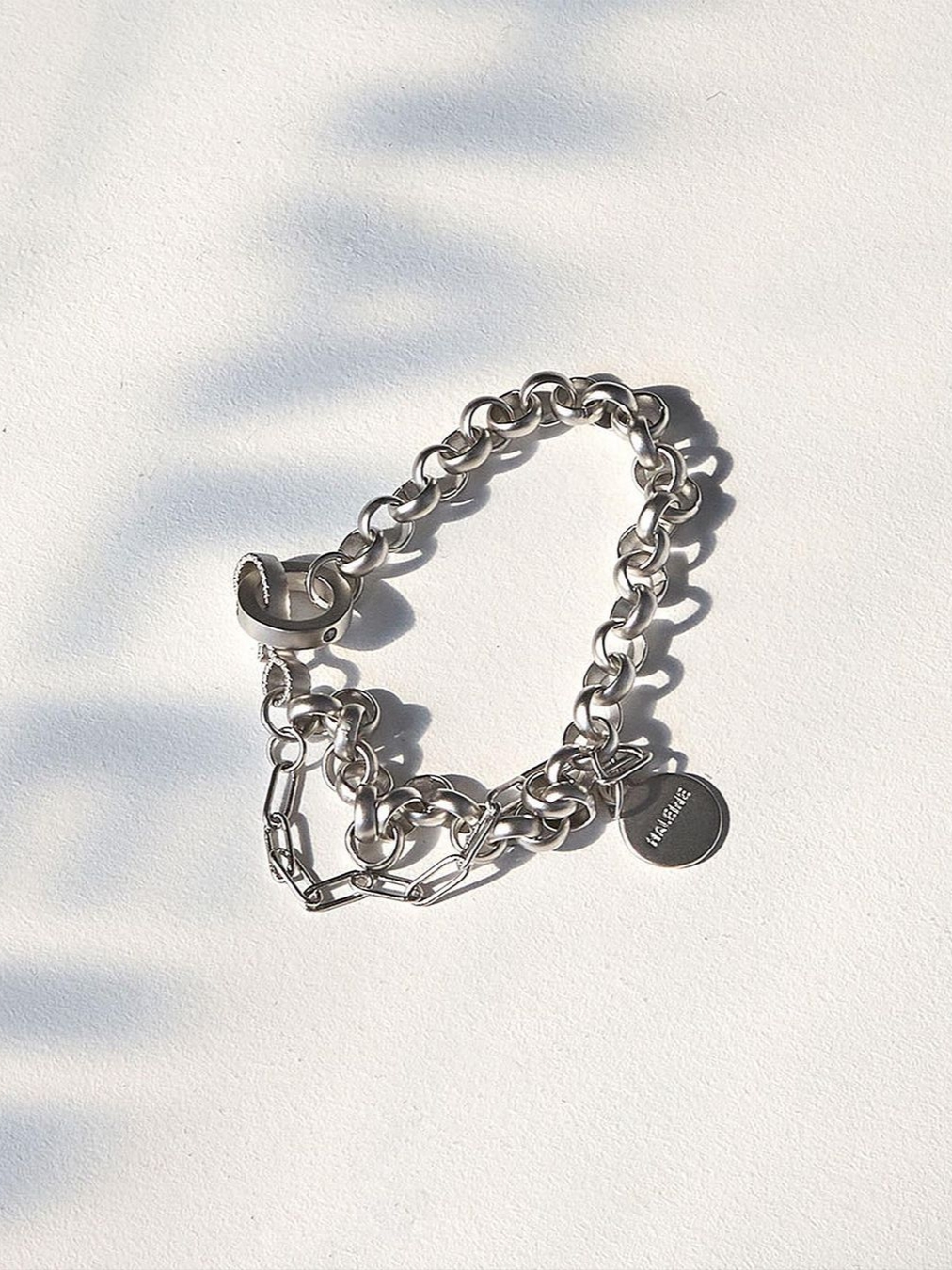 Haleine Metal Layered Bracelet Silver 착용 스타일