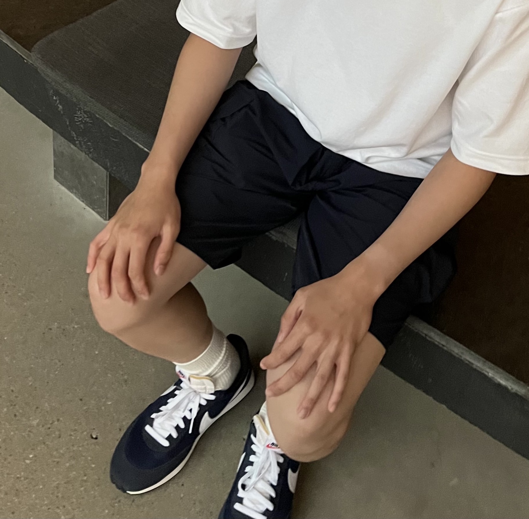 Nike Air Tailwind 79 Navy White 착용 스타일 - 1