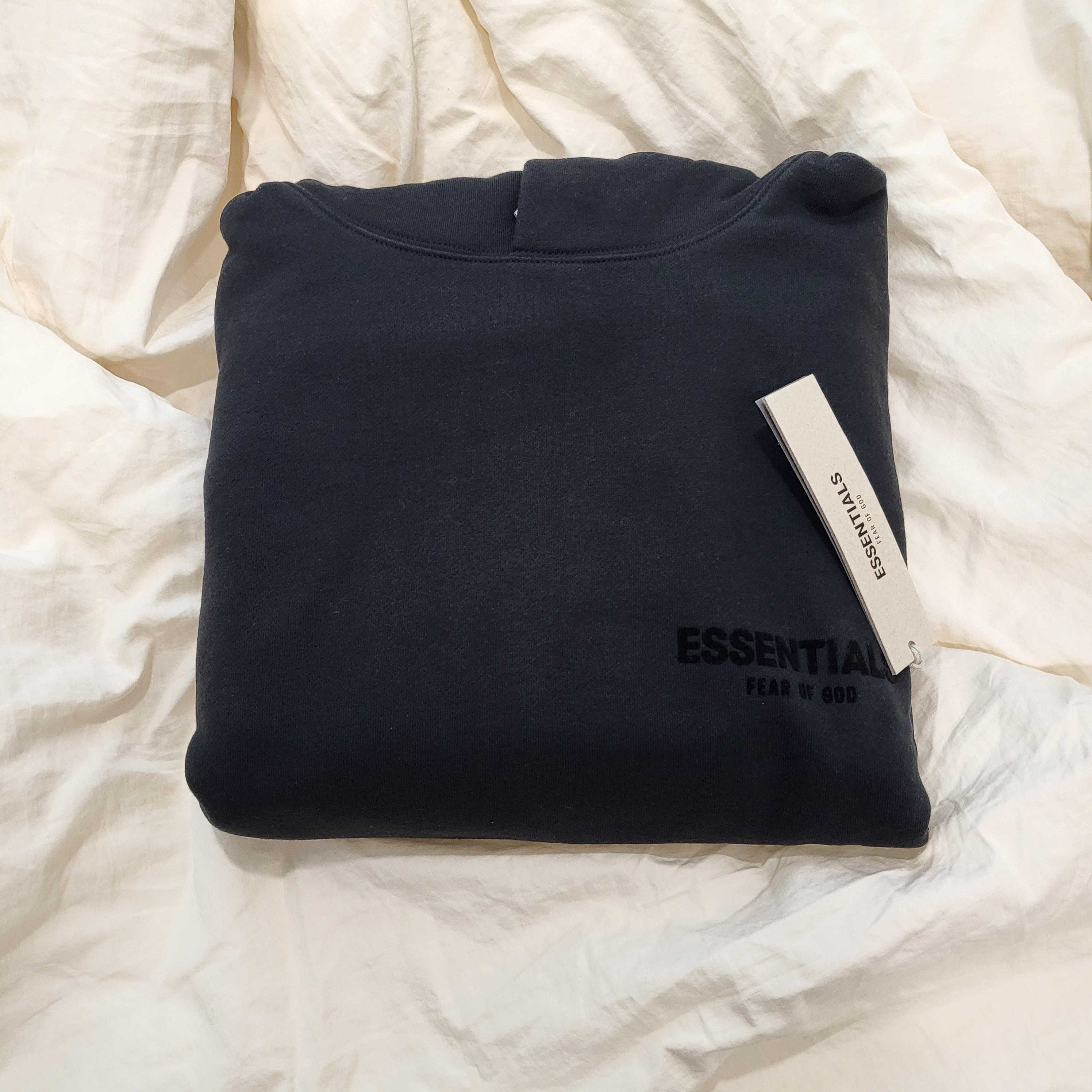 Essentials The Core Collection Hoodie Stretch Limo 착용 스타일