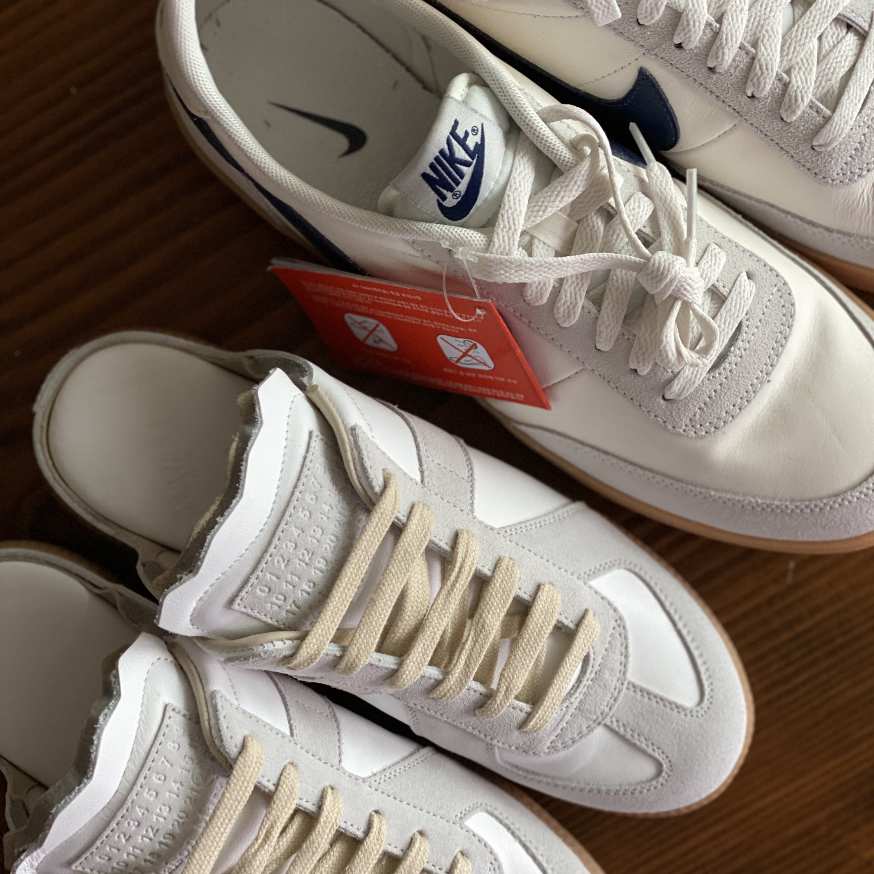 Nike x J.Crew Killshot 2 Sail Midnight Navy, (W) Maison Margiela Replica Cut-Out Sneakers White 착용 스타일