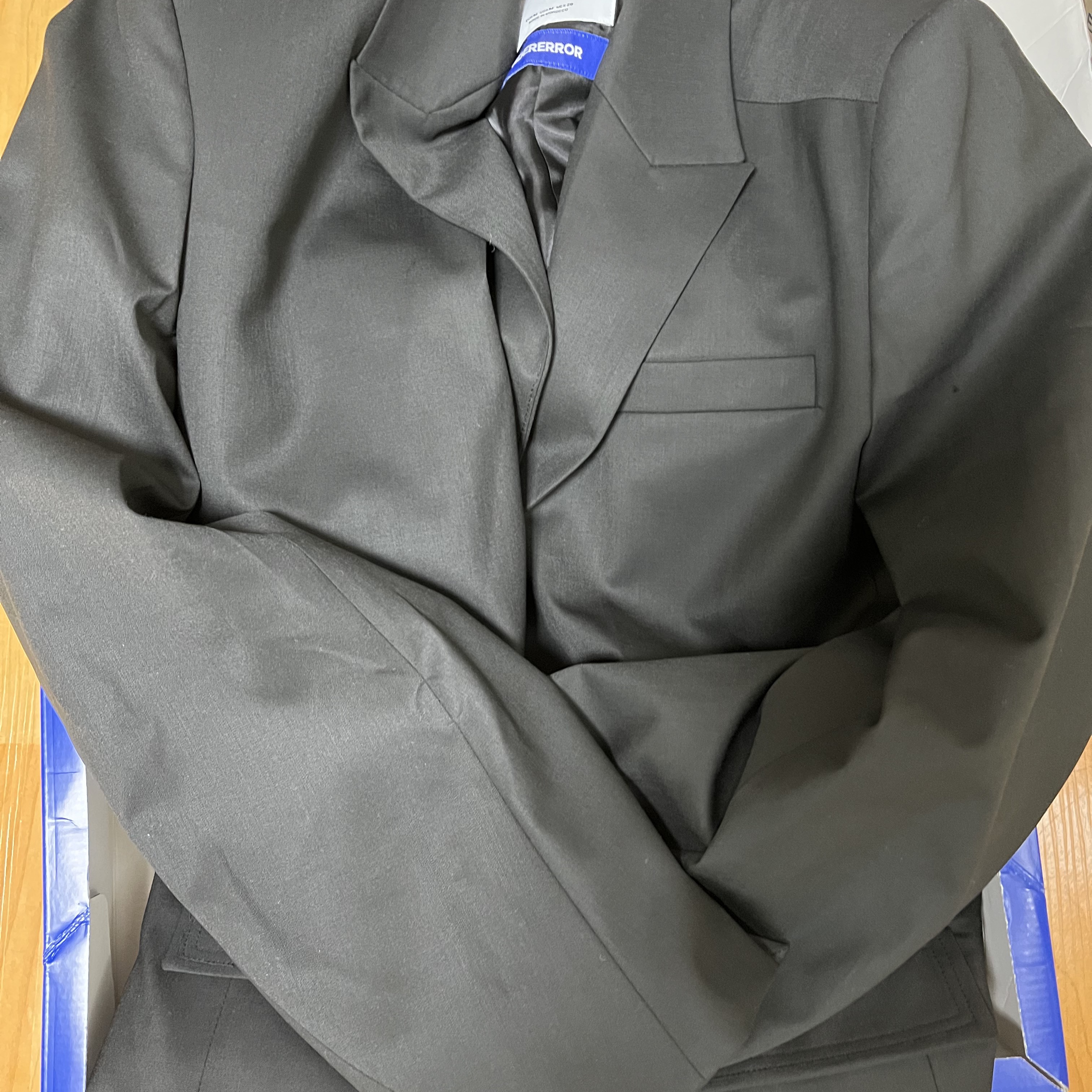 Zara x Ader Error Oversize Blazer Black 착용 스타일
