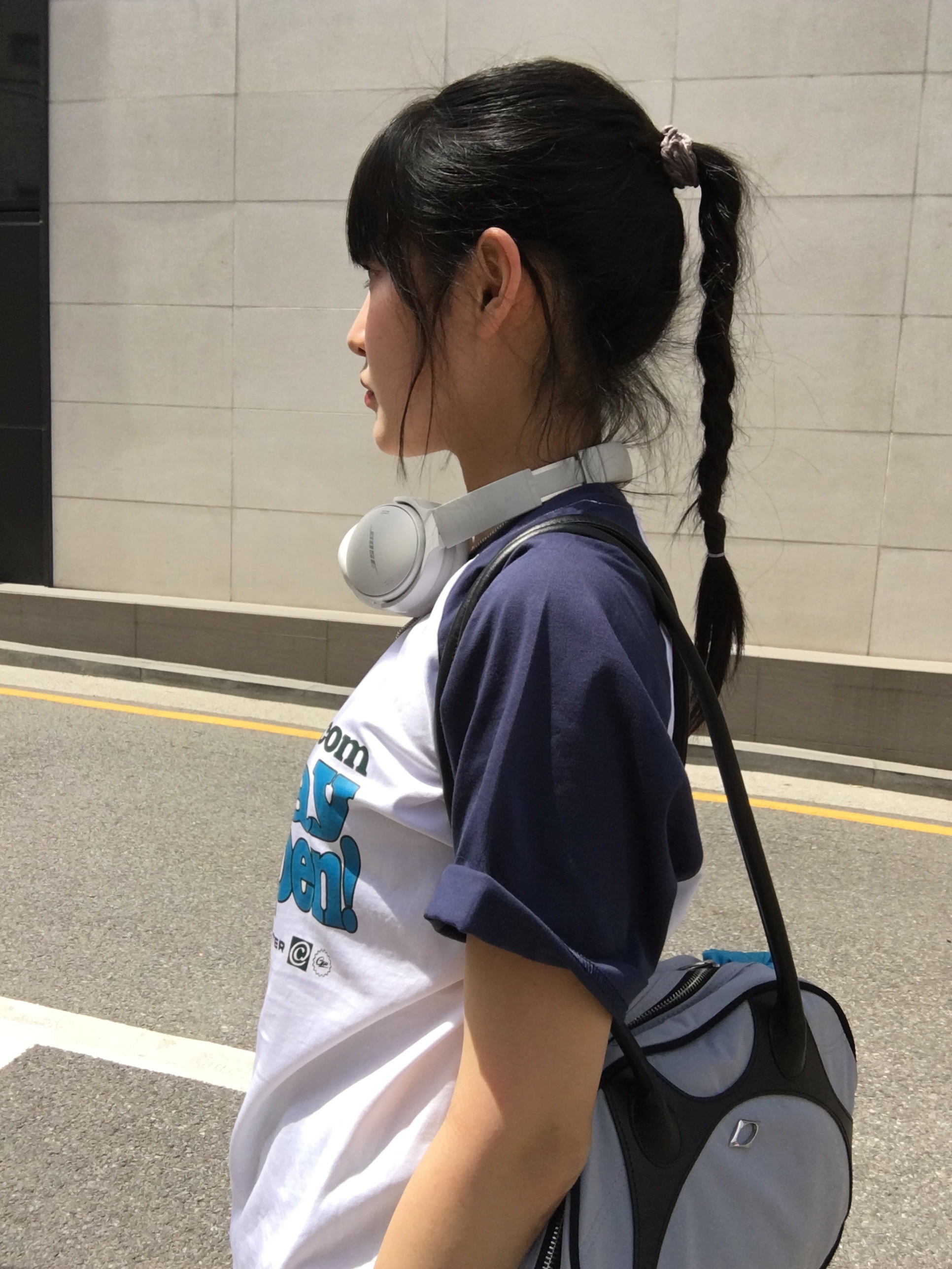BOSE QC45 White Smoke (Korean Ver.), Converse One Star Ox HanByeol Egret 착용 스타일 - 3