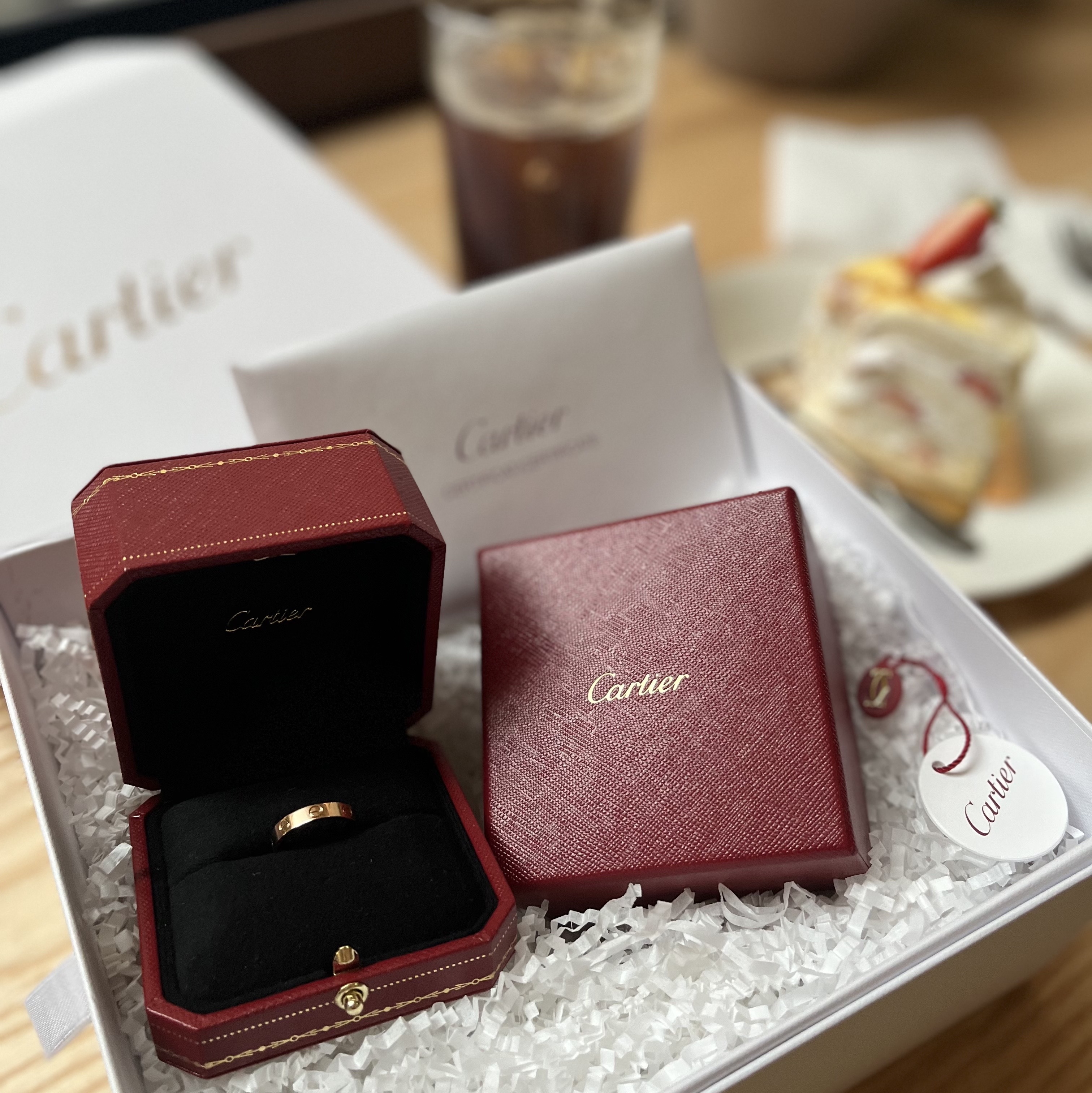 Cartier Love Wedding Band Rose Gold 착용 스타일 - 1