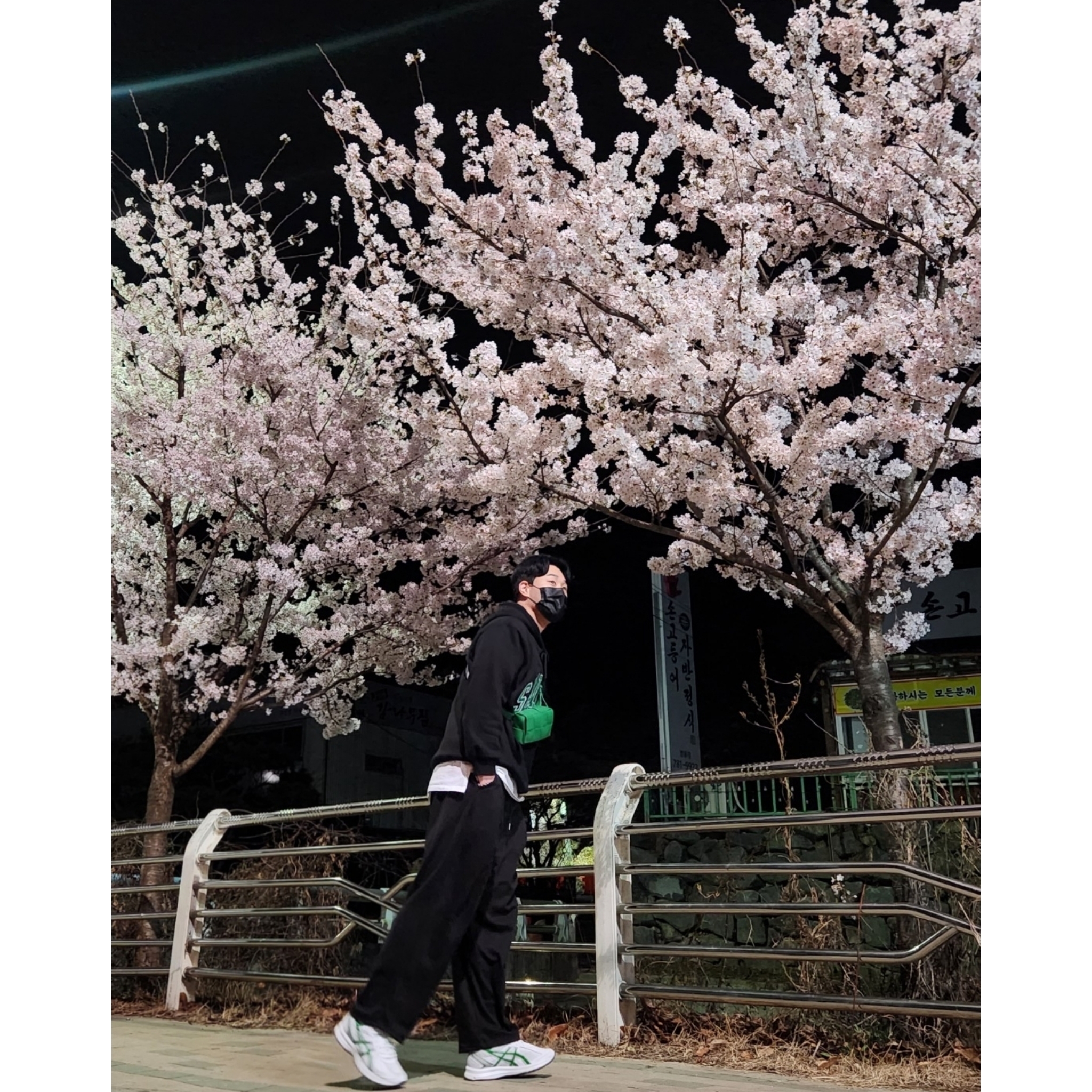Asics Jog 100 S White Green - 2E Wide 착용 스타일 - 1