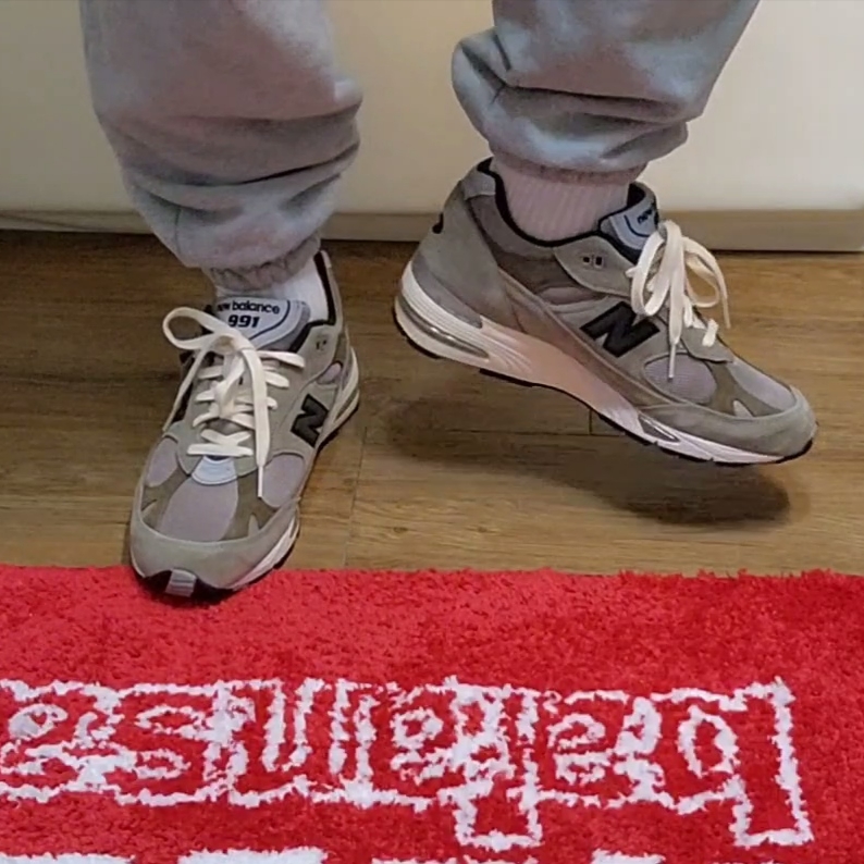New Balance x JJJJound 991 Made in UK Grey 착용 스타일 - 3