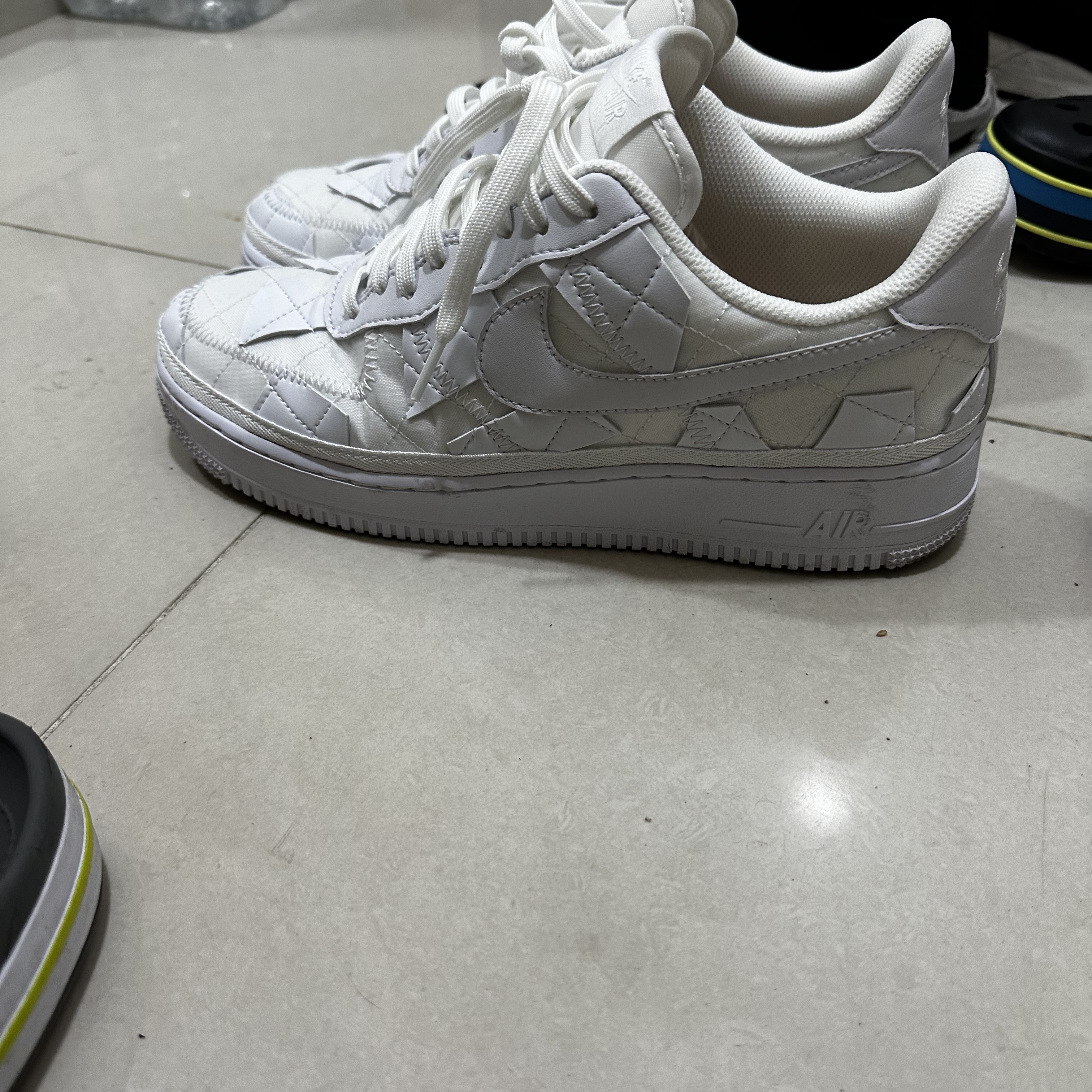 Nike x Billie Eilish Air Force 1 Low SP Triple White 착용 스타일