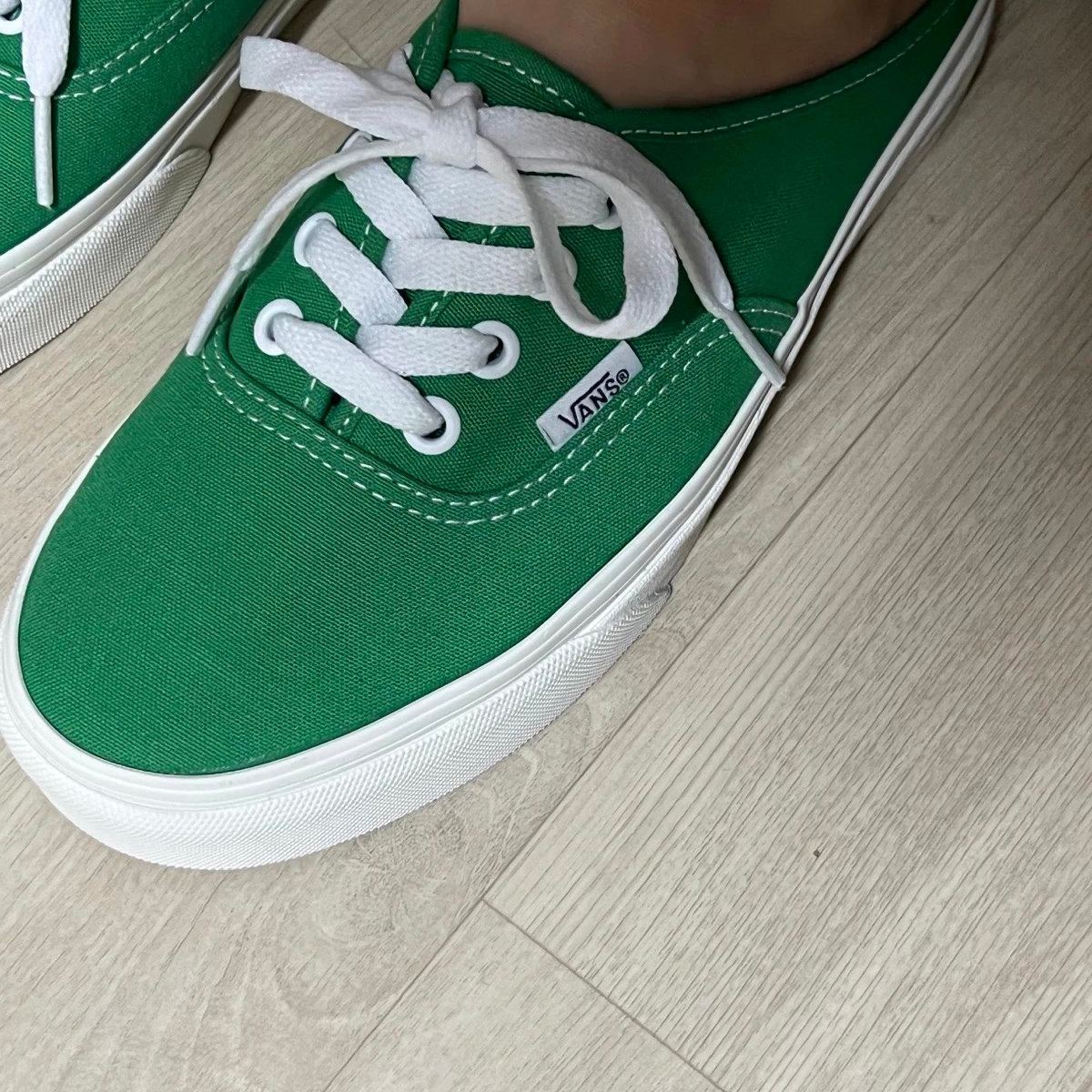 Vans Canvas Authentic Mule Green 착용 스타일 - 1