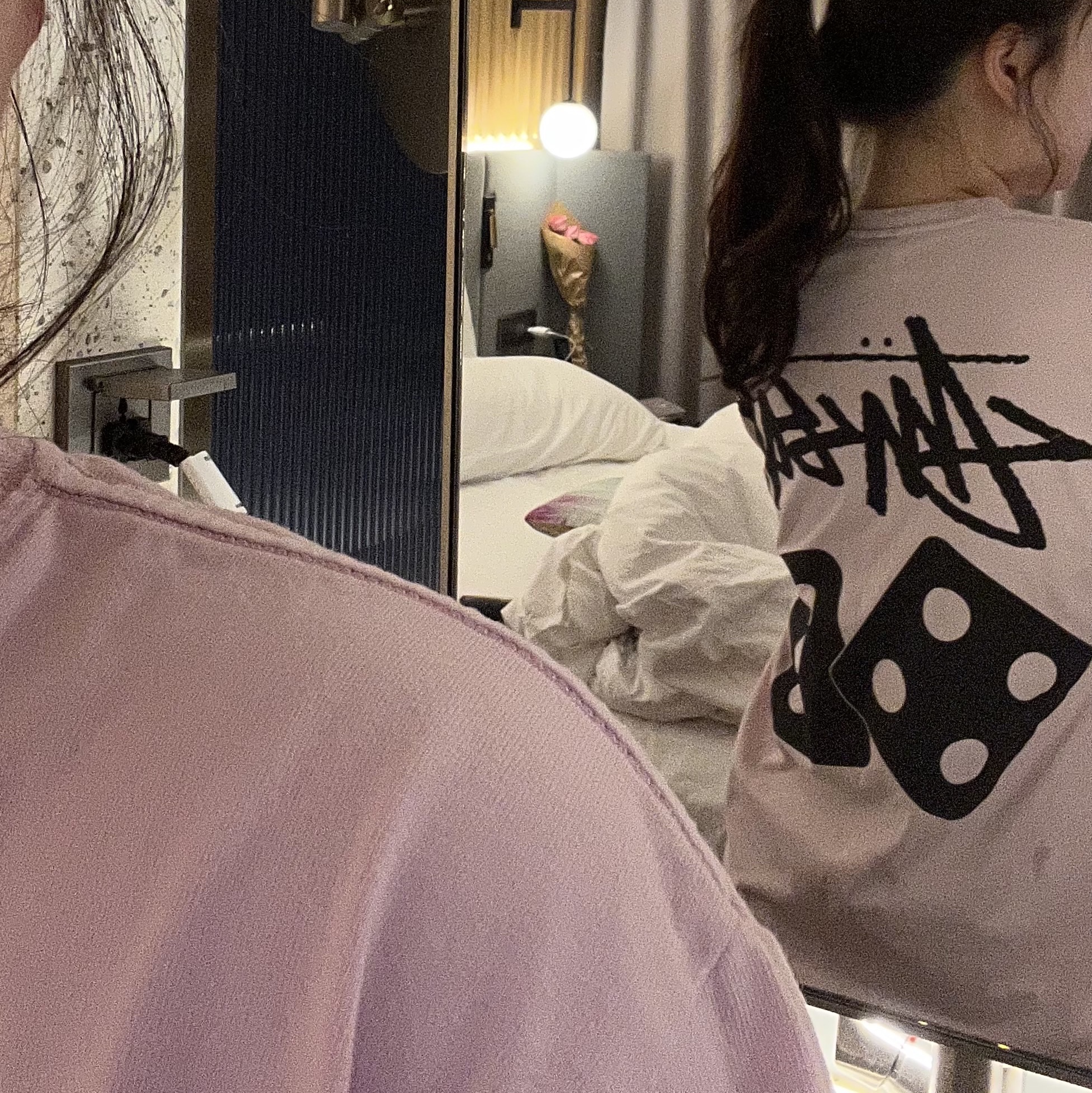Stussy Dice Pigment Dyed T-Shirt Blush 2023 착용 스타일