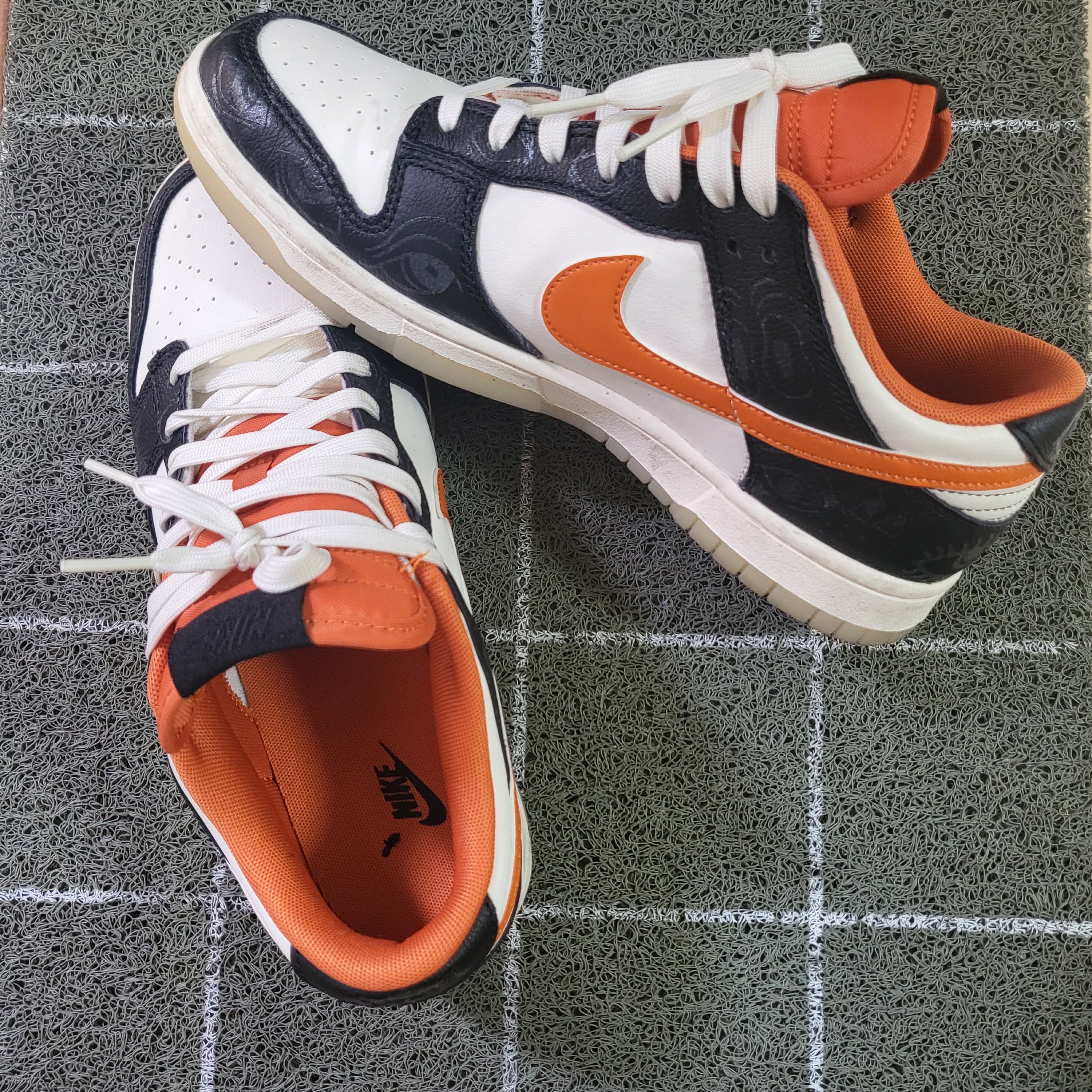 Nike Dunk Low Retro PRM Halloween 착용 스타일