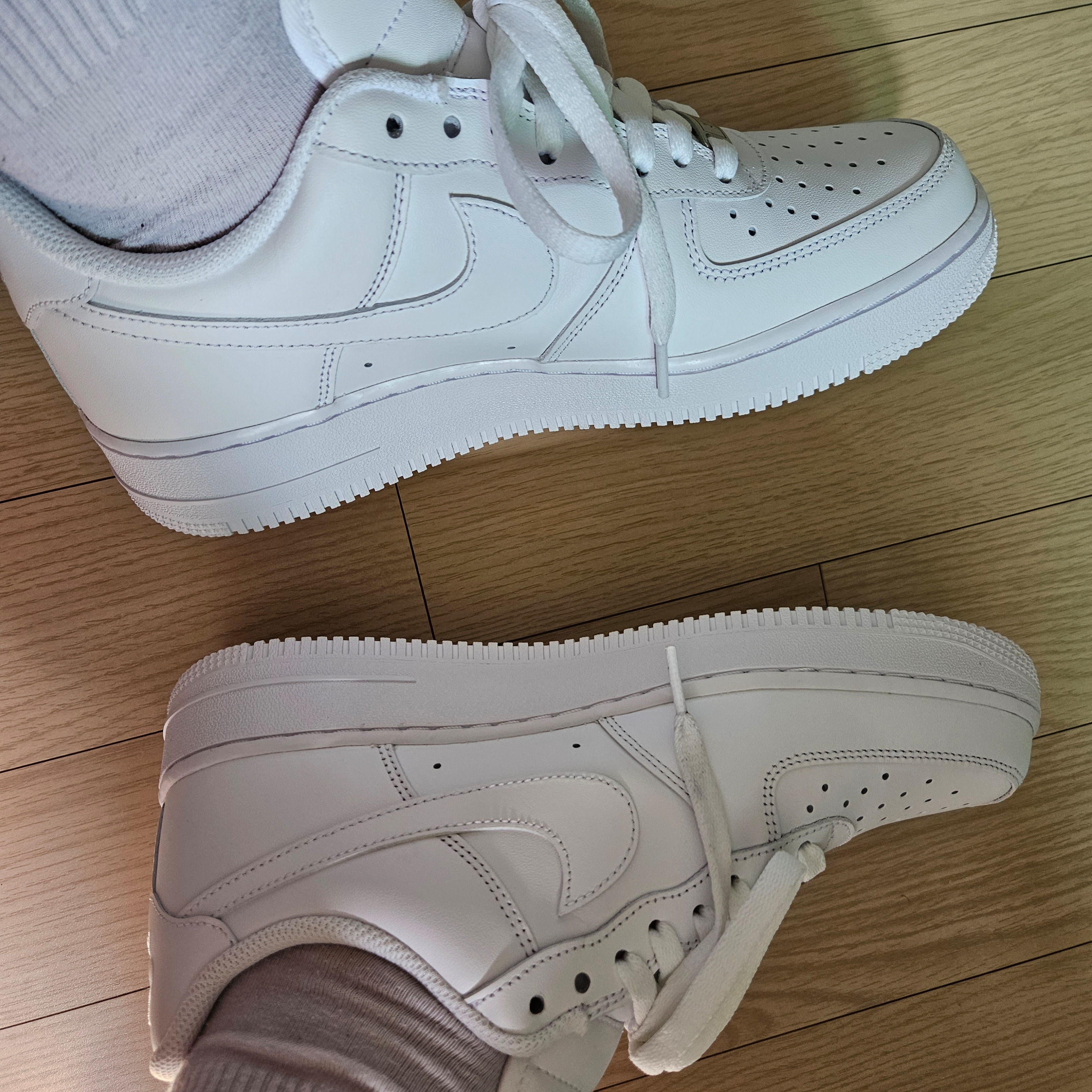 Nike Air Force 1 '07 Low White 착용 스타일 - 2