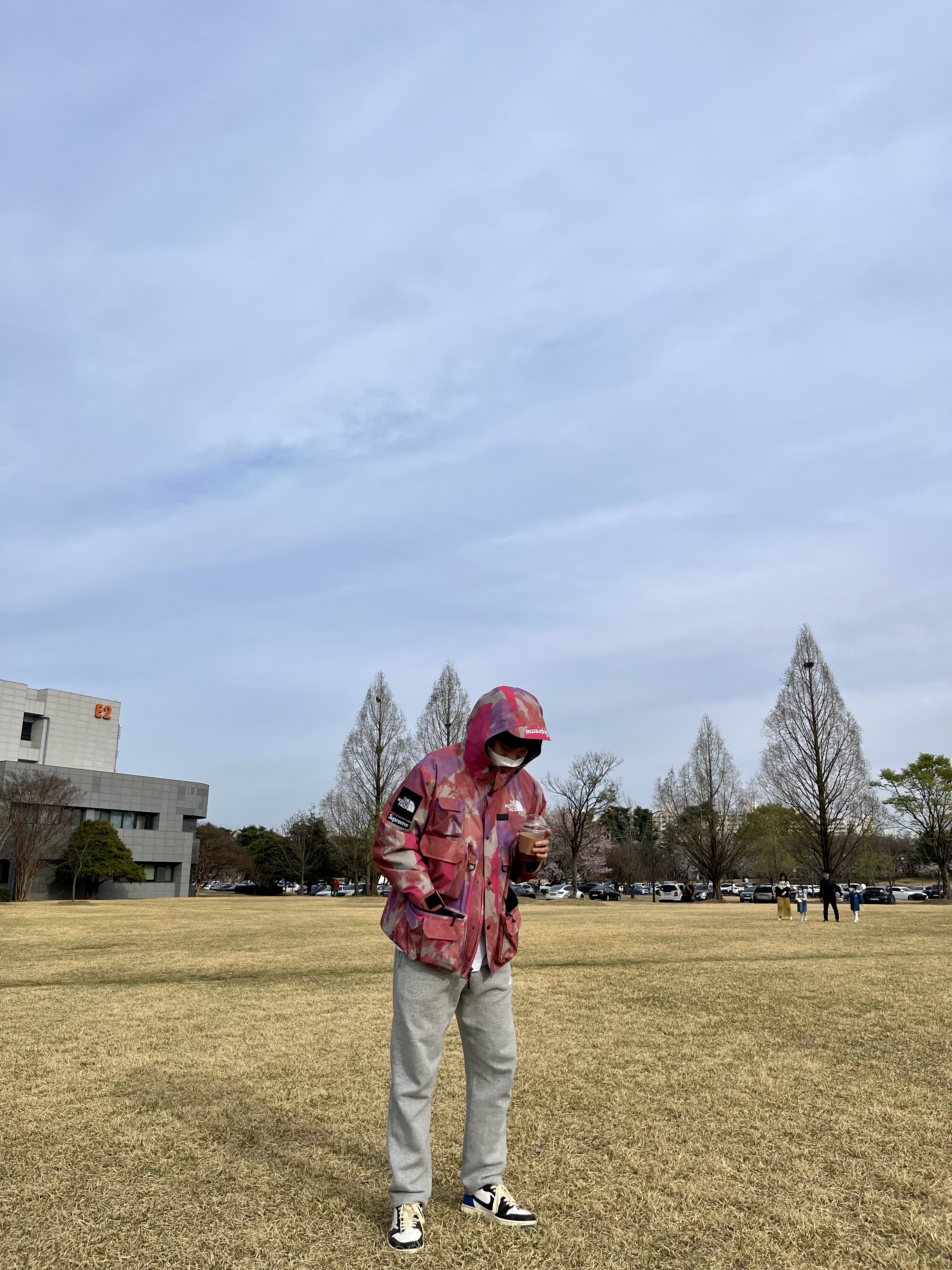 Supreme x The North Face Cargo Jacket Multi-Color - 20SS 착용 스타일