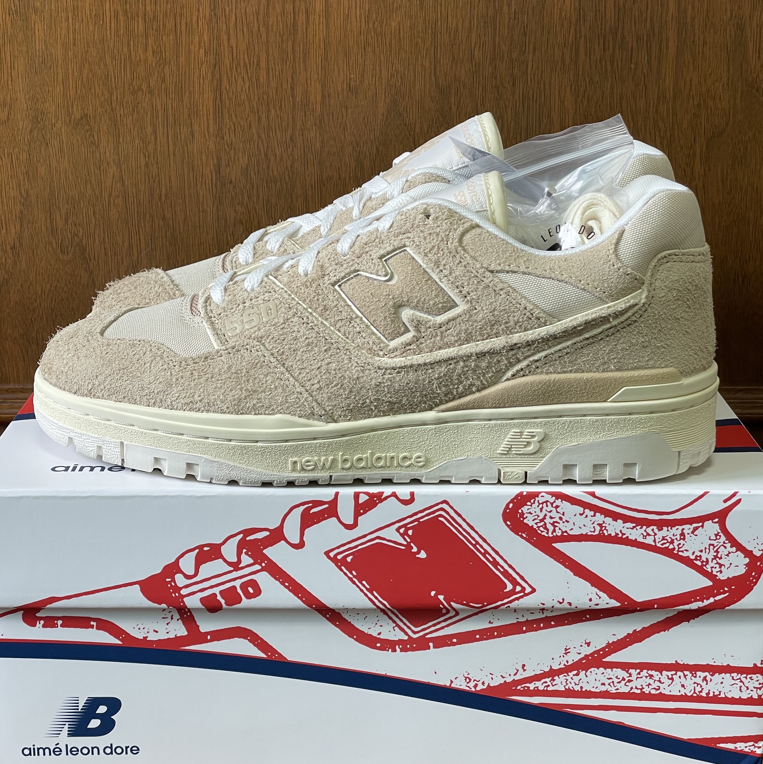 New Balance x Aime Leon Dore 550 Warm Sand 착용 스타일 - 1
