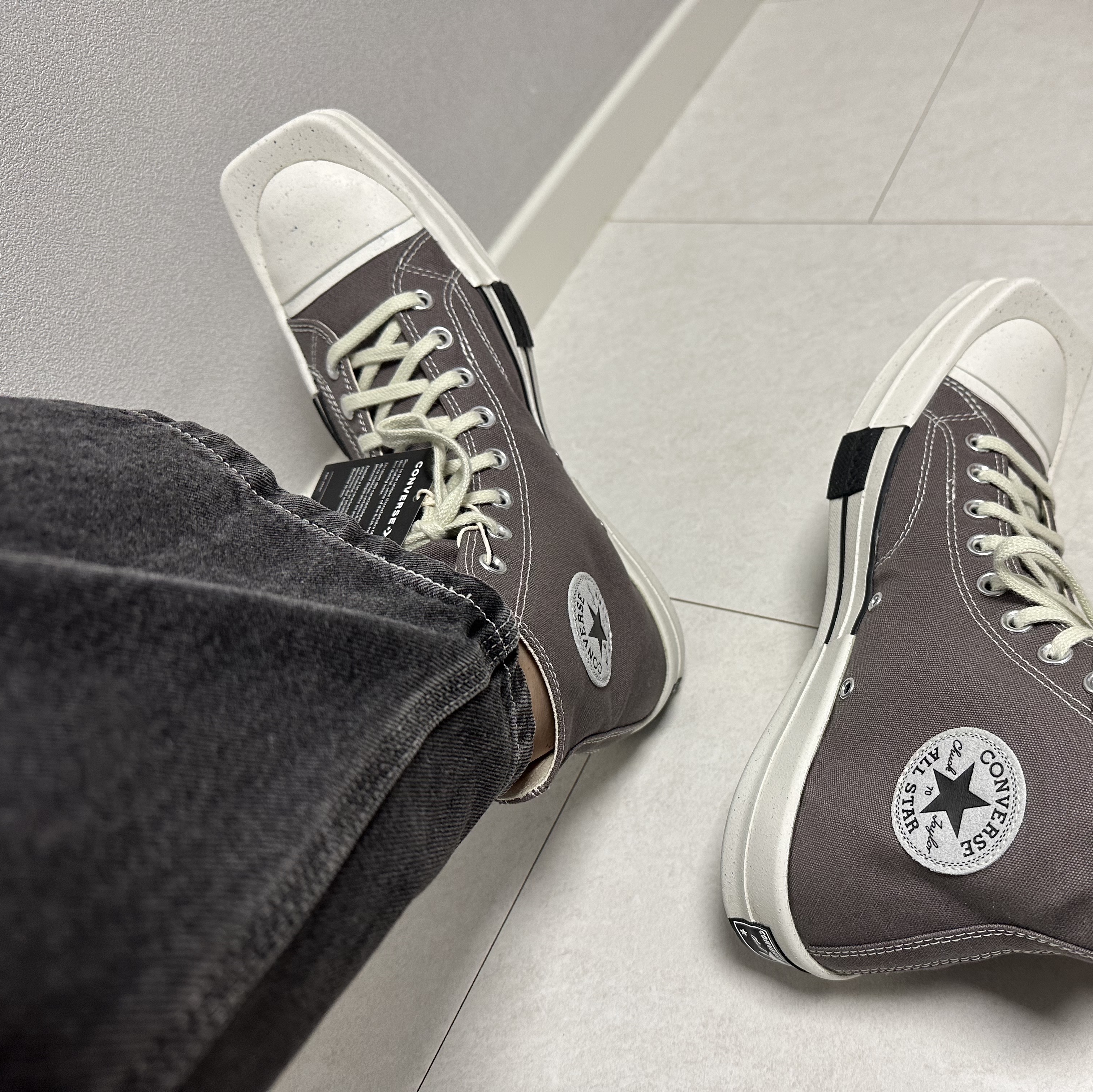 Converse x Drkshdw Turbodrk Chuck 70 Hi Laceless Iron 착용 스타일