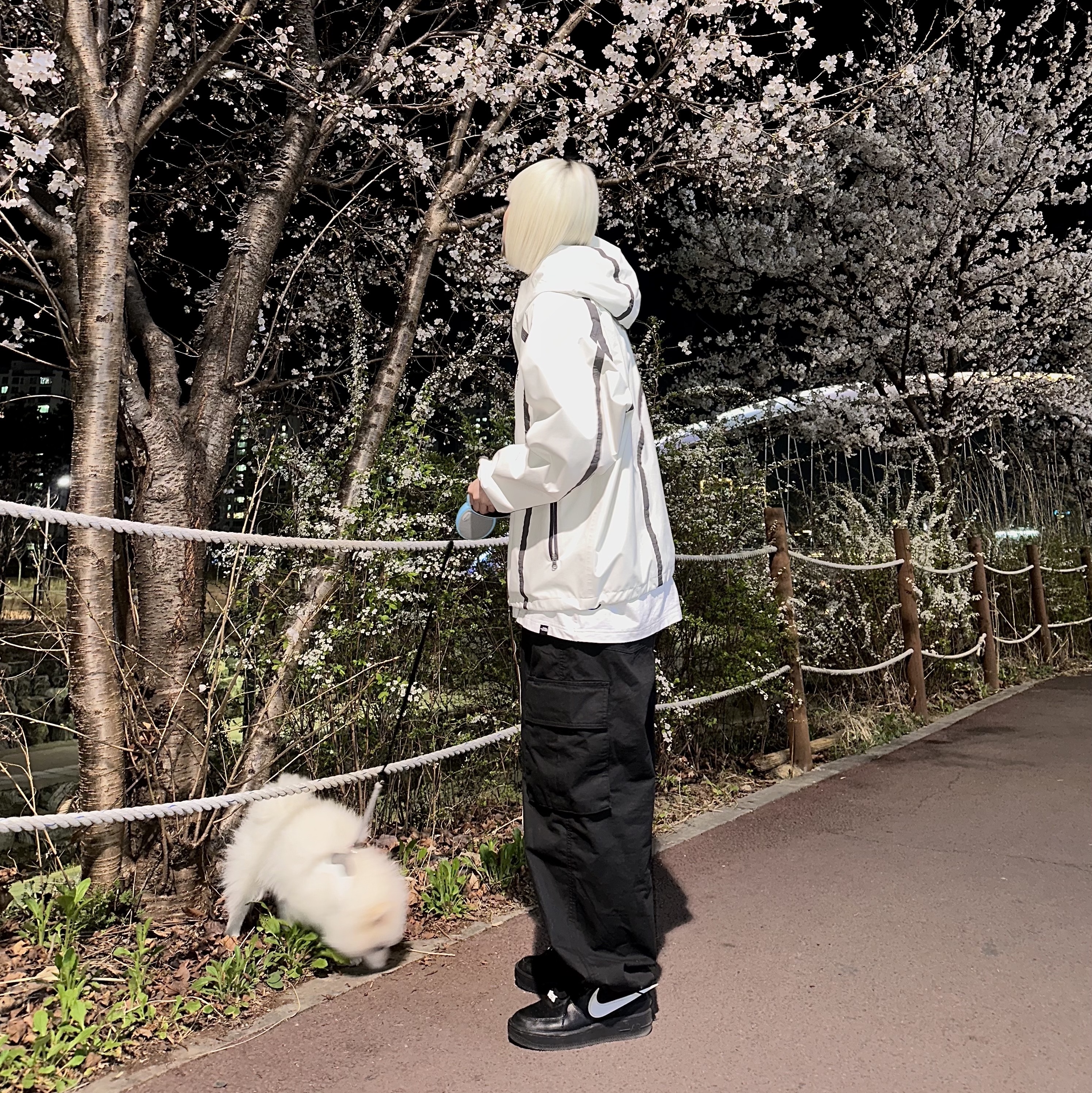 Sansan Gear Windblock Jacket Ivory - 22SS, Nike x Ambush Air Force 1 Low SP Black 착용 스타일