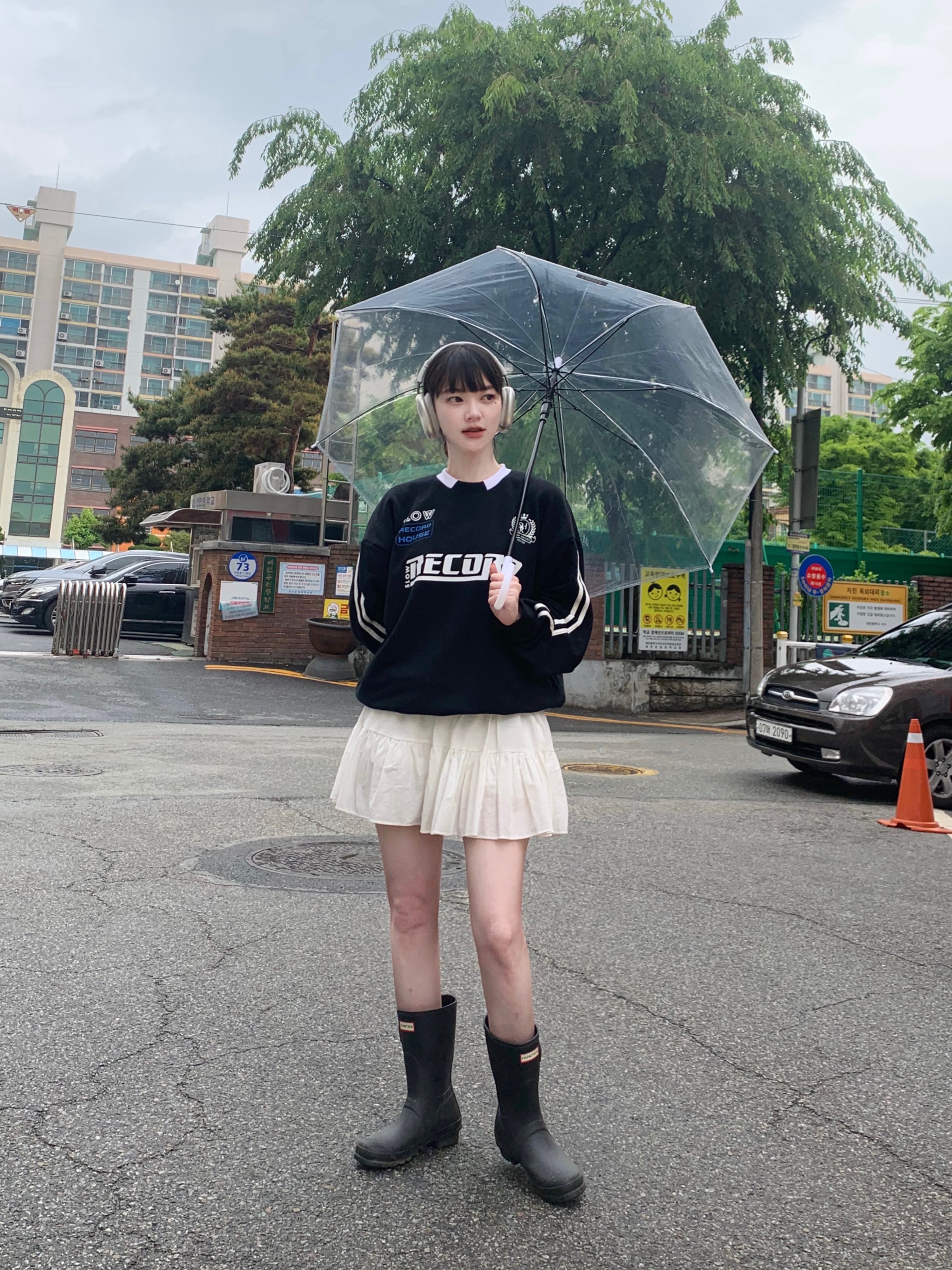 (W) Hunter Original Short Rain Boots Black, Hunter Original Short Rainboots Black 착용 스타일 - 1