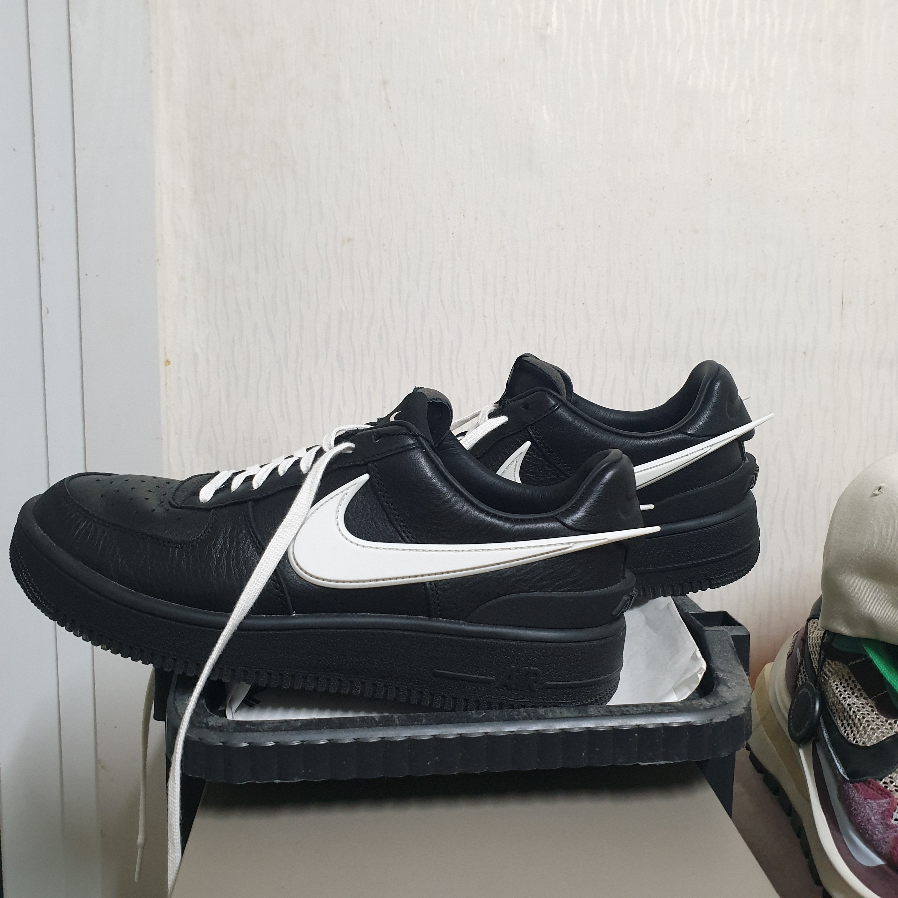 Nike x Ambush Air Force 1 Low SP Black 착용 스타일