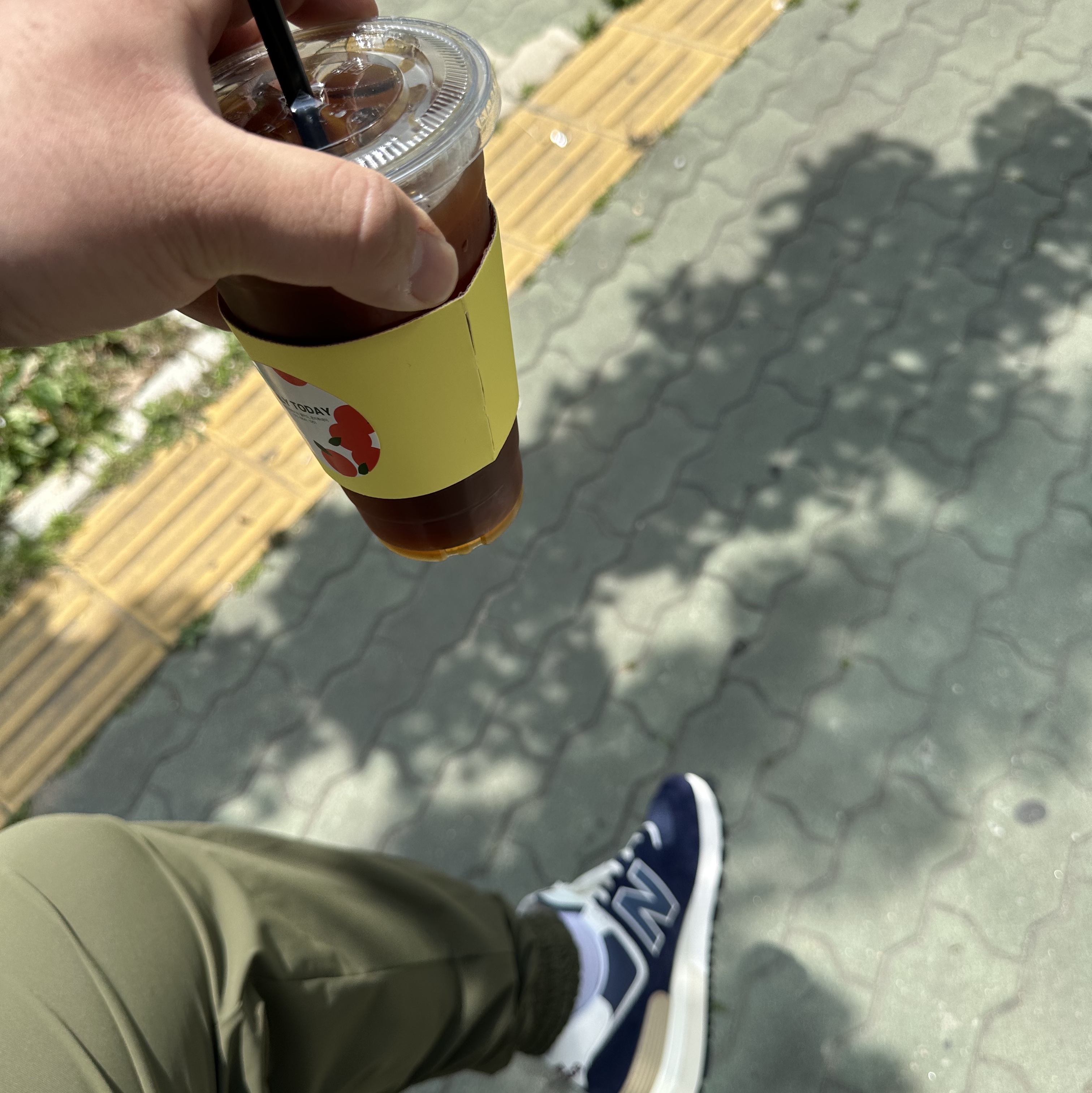 New Balance 574 Legacy Navy 착용 스타일 - 1