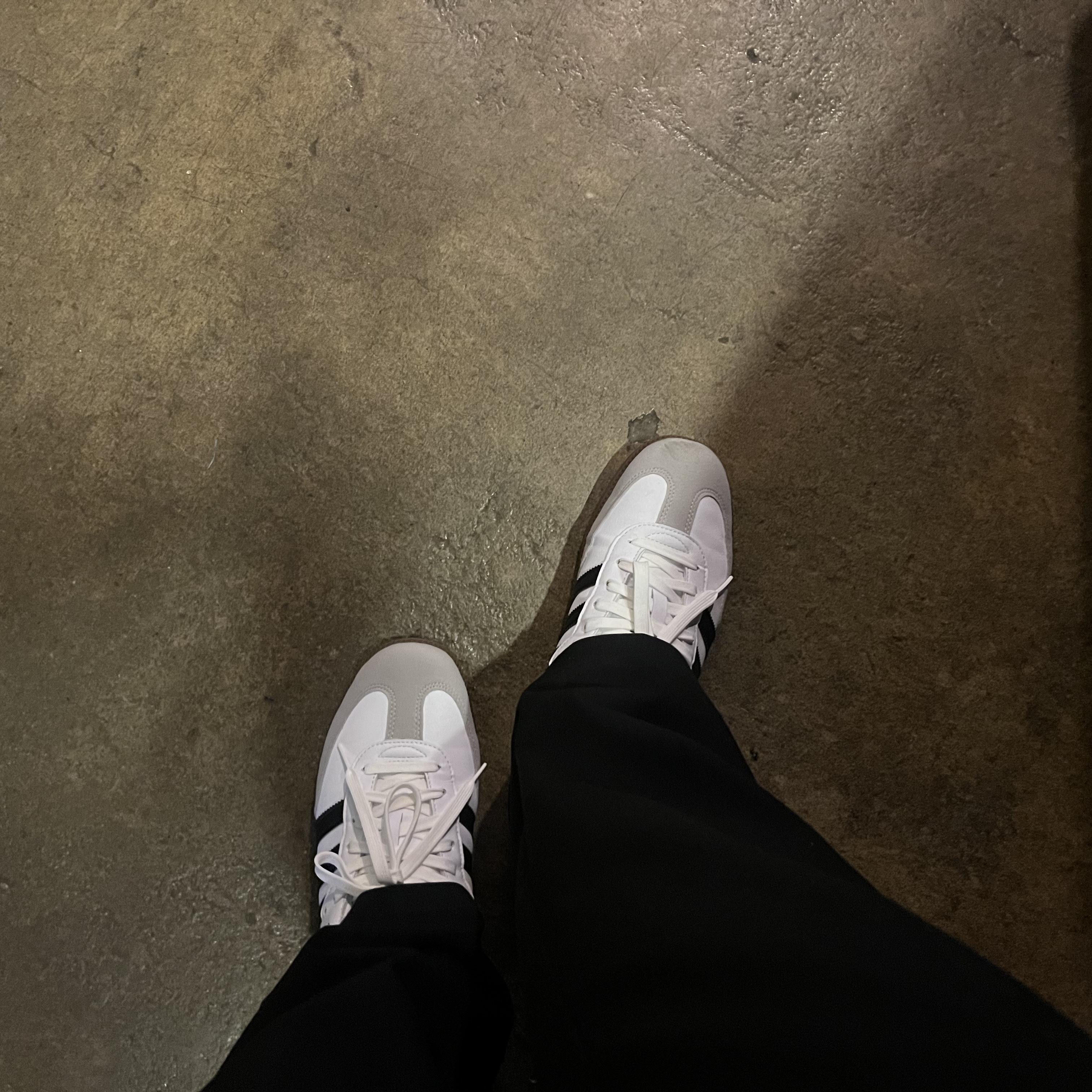 Adidas Samba Vegan White Black 착용 스타일