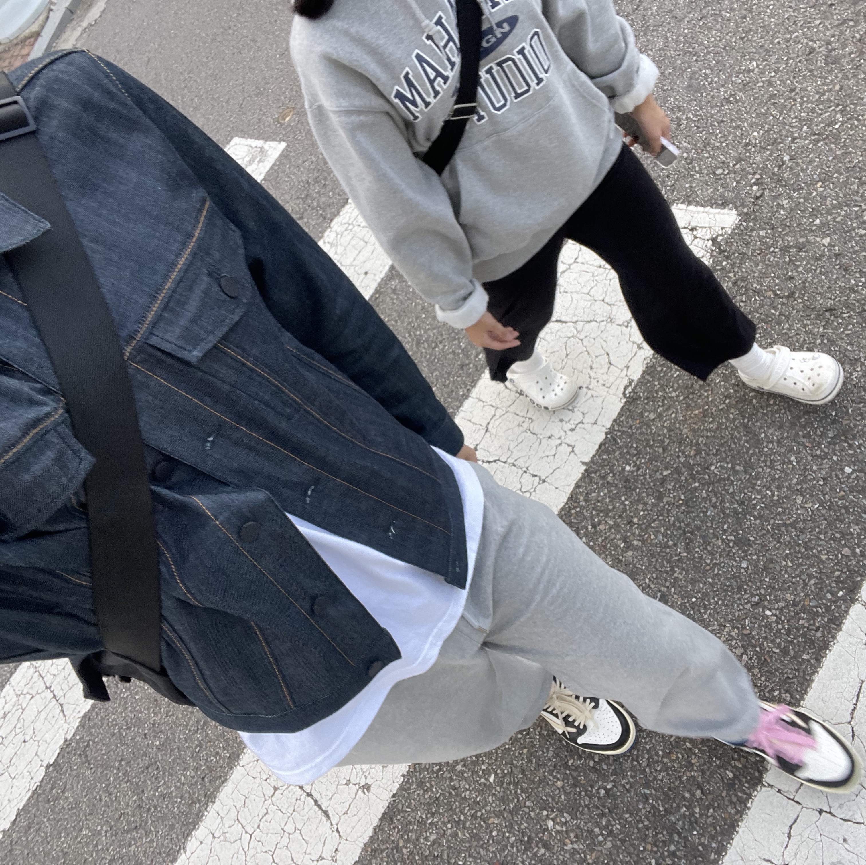 Jordan 1 x Travis Scott x Fragment Retro Low OG SP Military Blue 착용 스타일