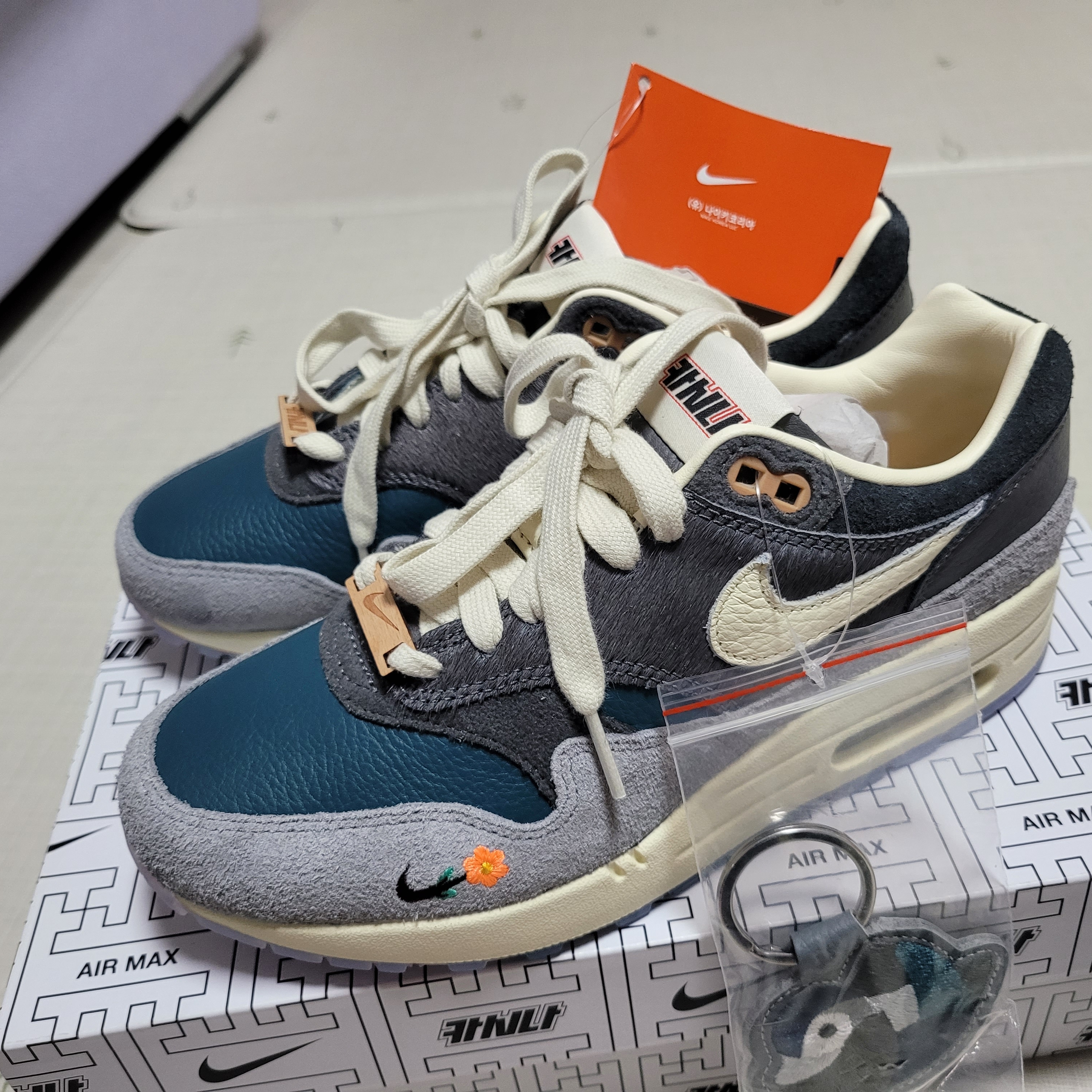 Nike x Kasina Air Max 1 SP Won-Ang Particle Grey 착용 스타일