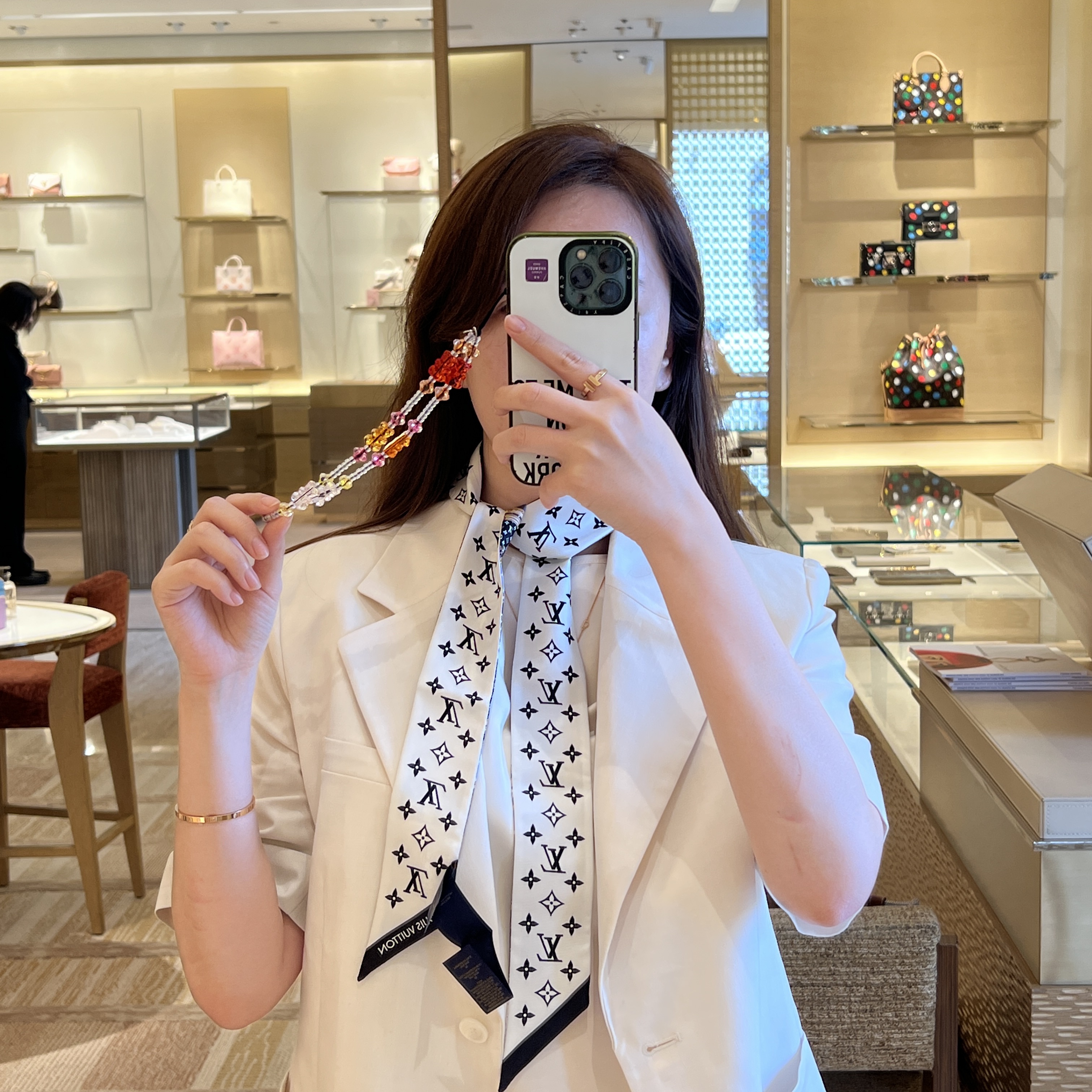 (W) Louis Vuitton Let's Go BB Bandeau Black ์ฐฉ์ฉ ์คํ์ผ