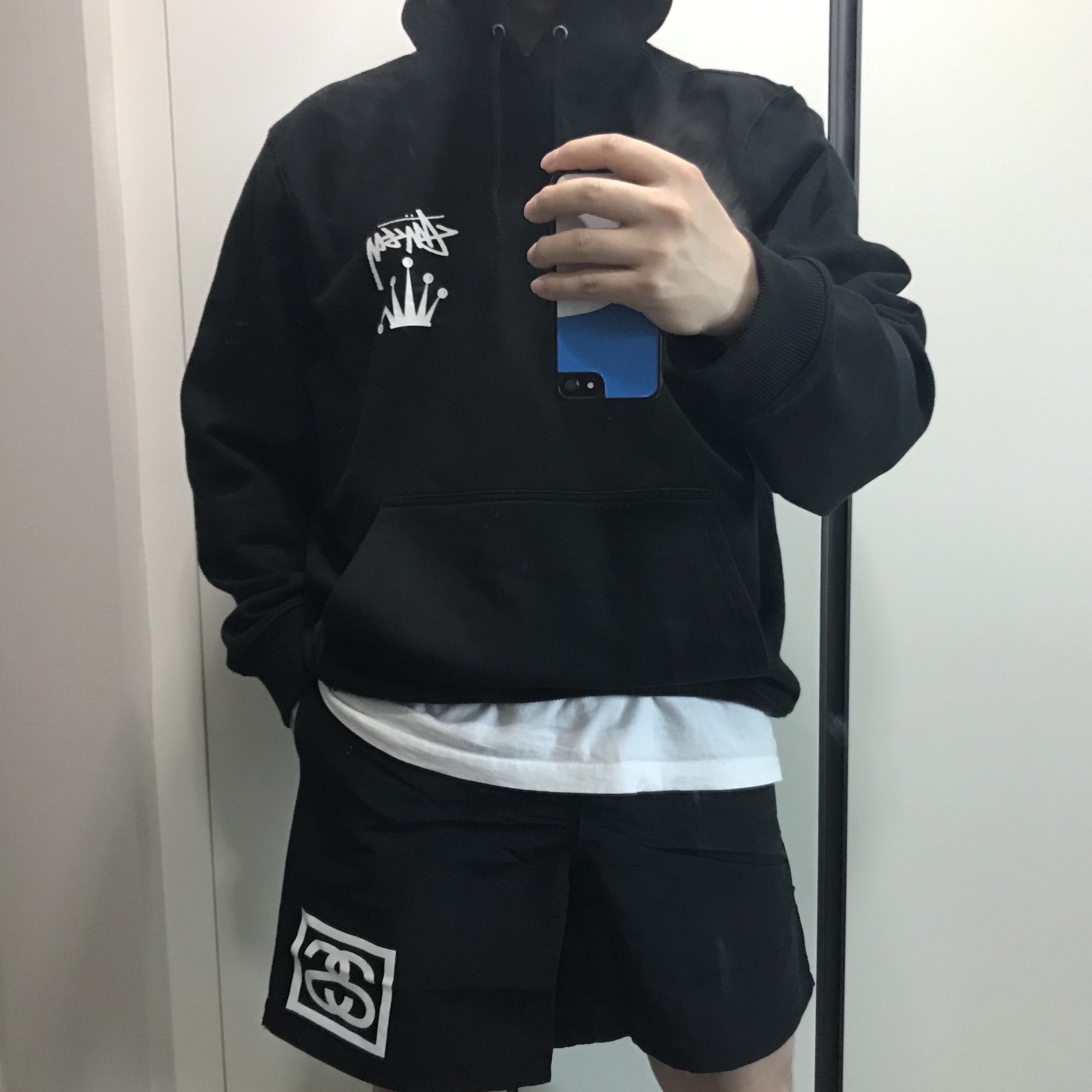 Stussy Stock Crown Hoodie Black, Stussy SS Link Water Shorts Black 착용 스타일