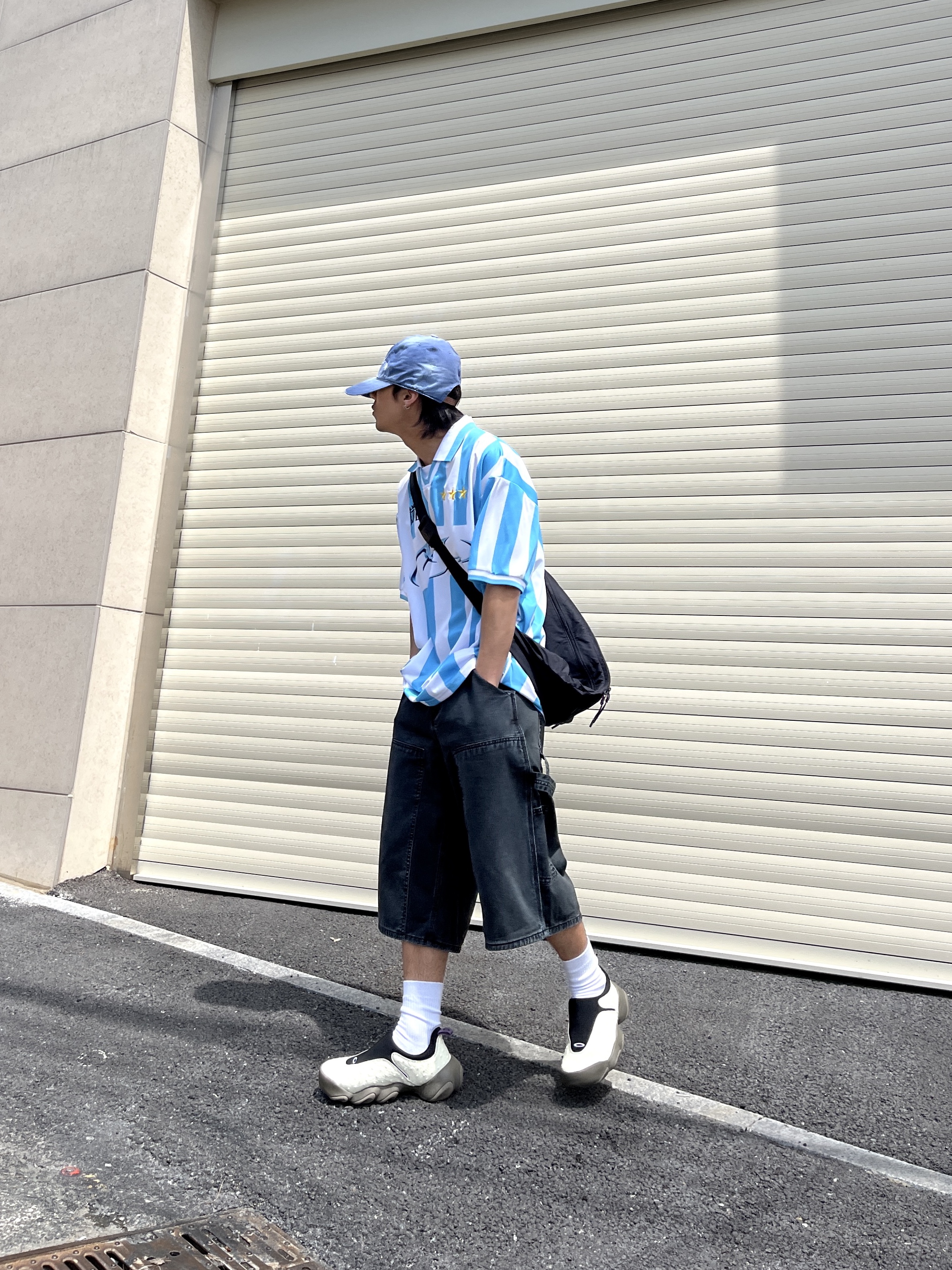 The Museum Visitor Wire Ball Cap Washed Blue, Oakley Factory Team x Brain Dead Ostrich Flesh Ivory 착용 스타일 - 1