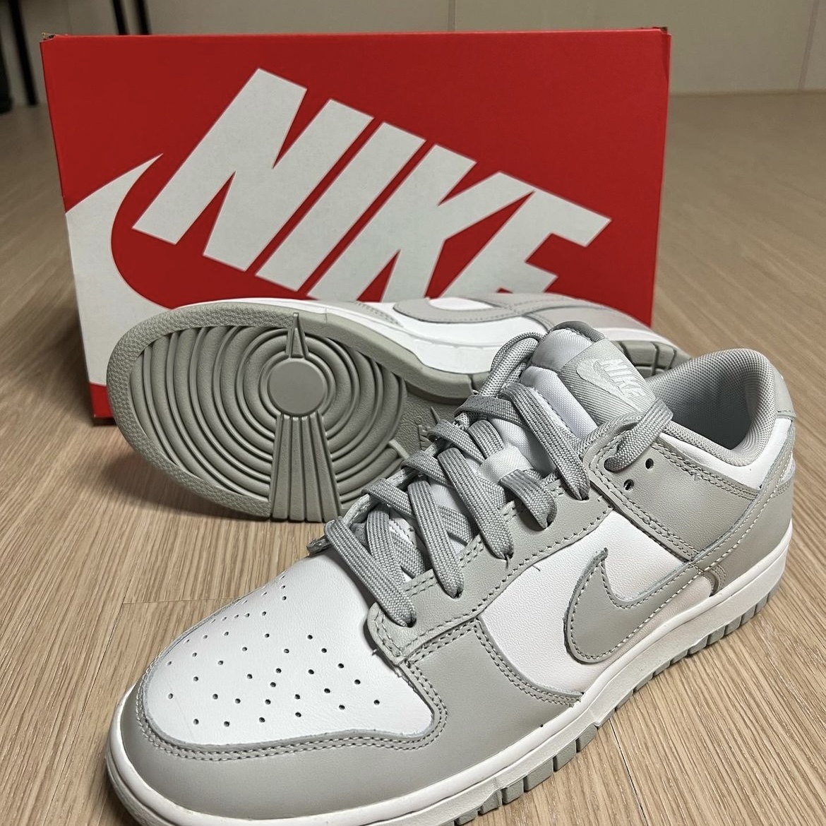 Nike Dunk Low Retro Grey Fog 착용 스타일