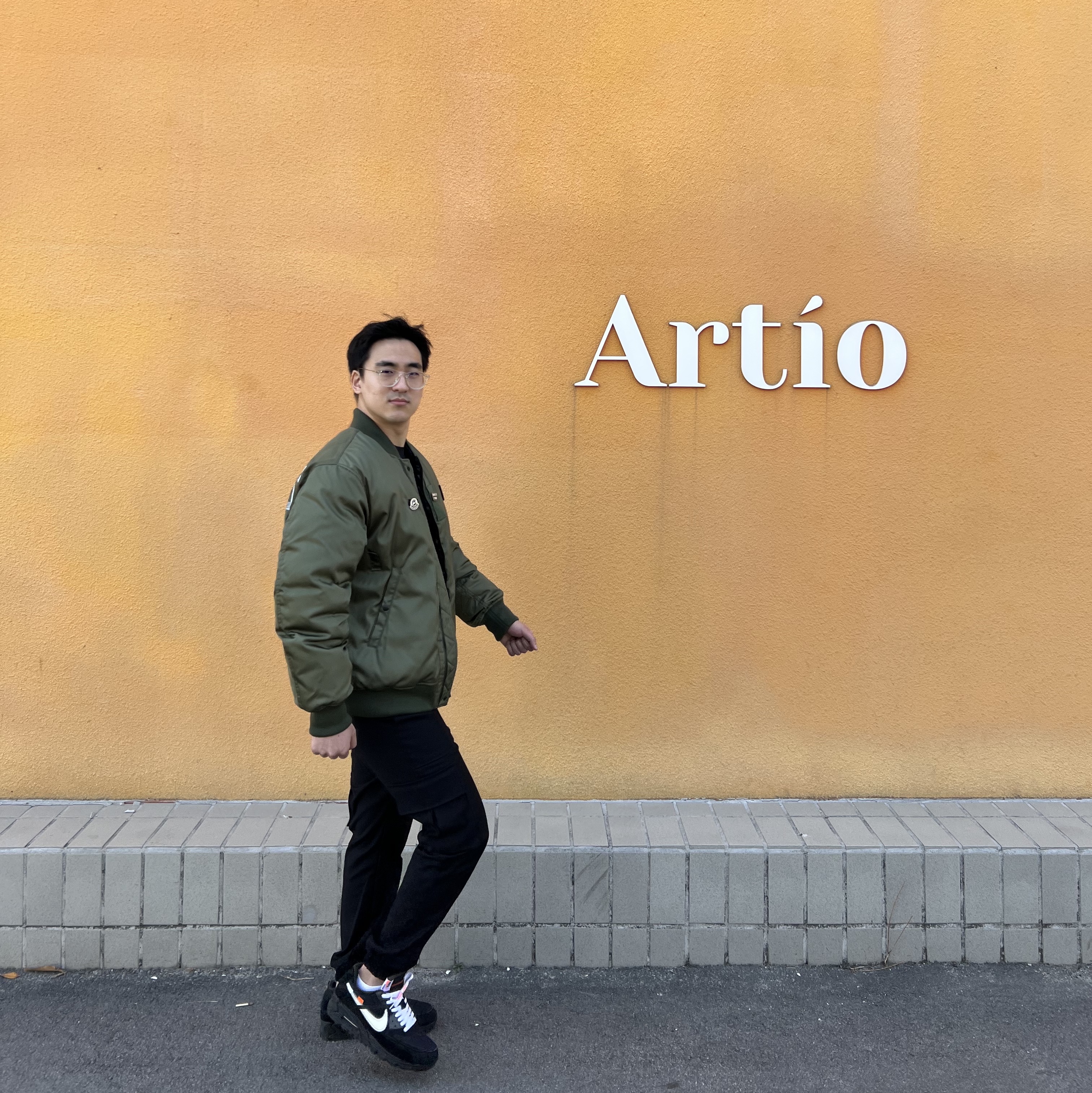 Nike x Off-White Air Max 90 V2 Black White 착용 스타일