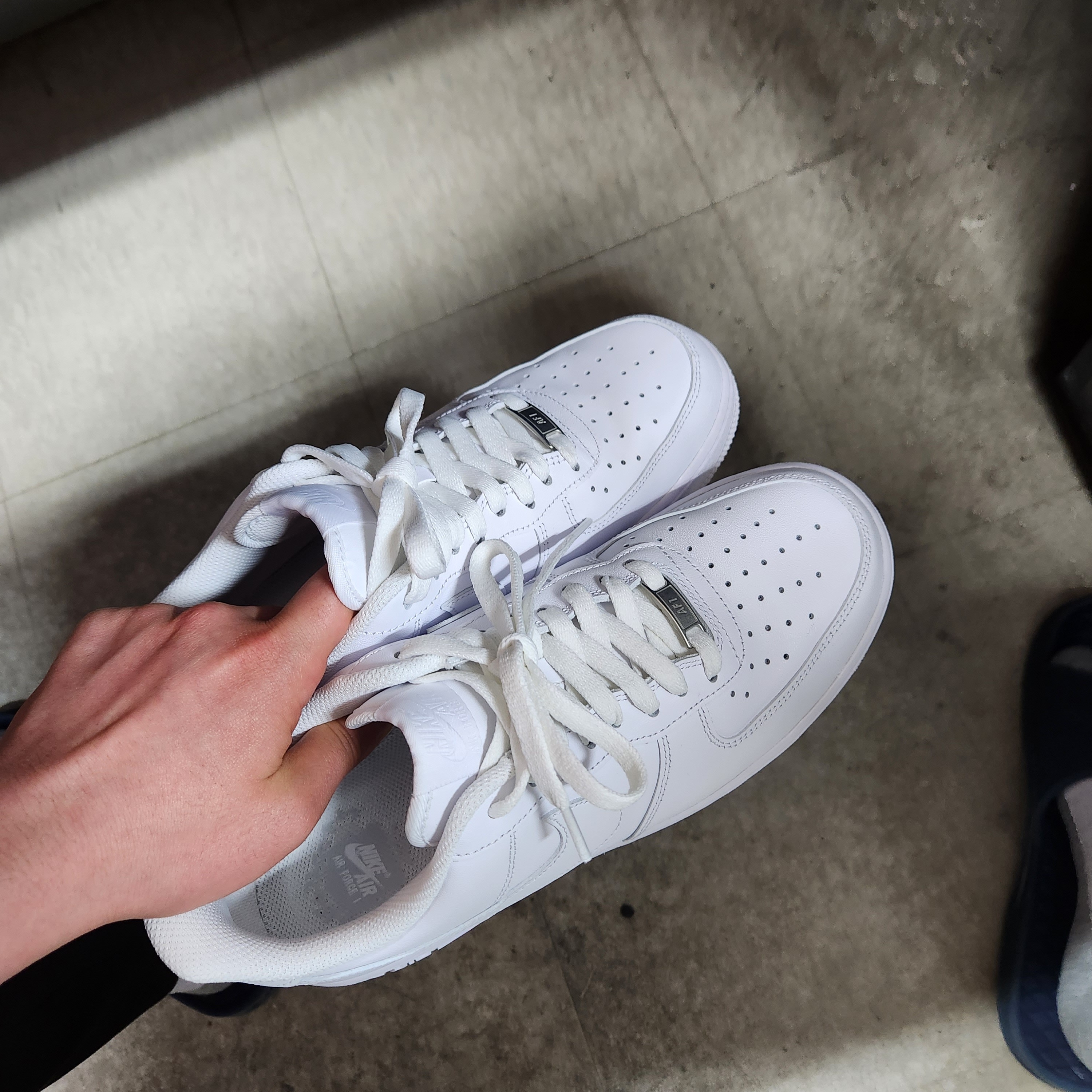 Nike Air Force 1 '07 Low White 착용 스타일