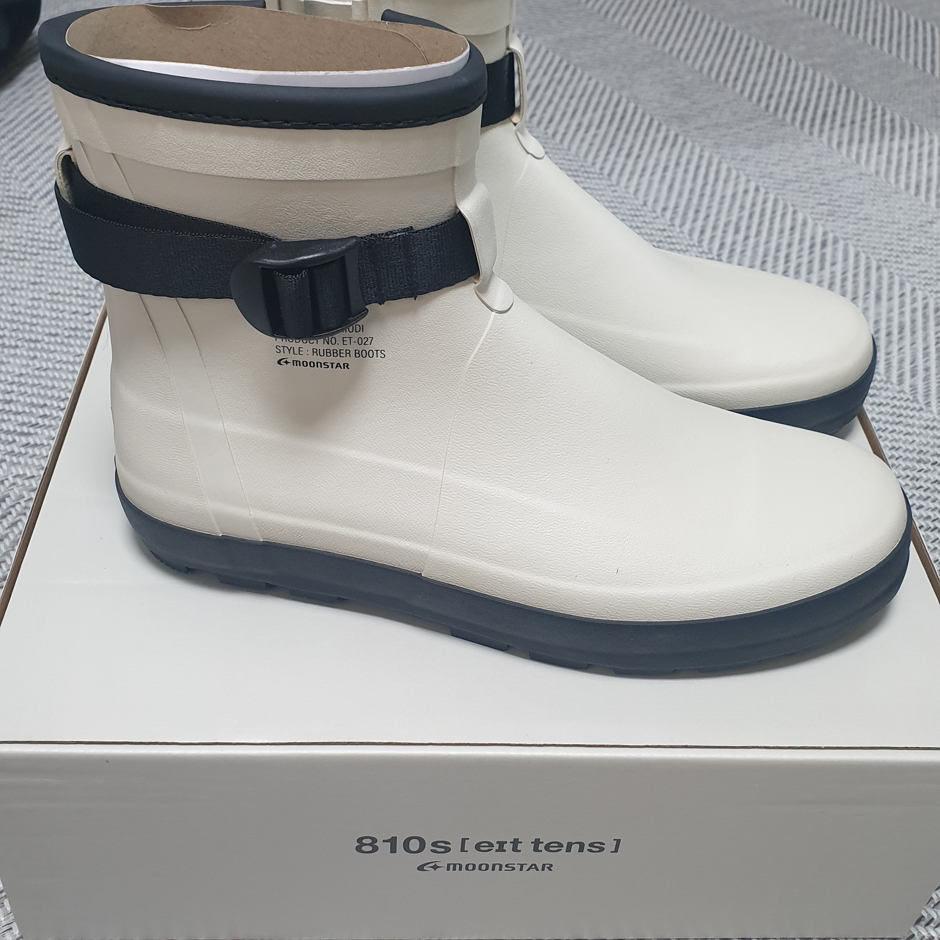 Moonstar 810s ET027 Marke Modi White 착용 스타일