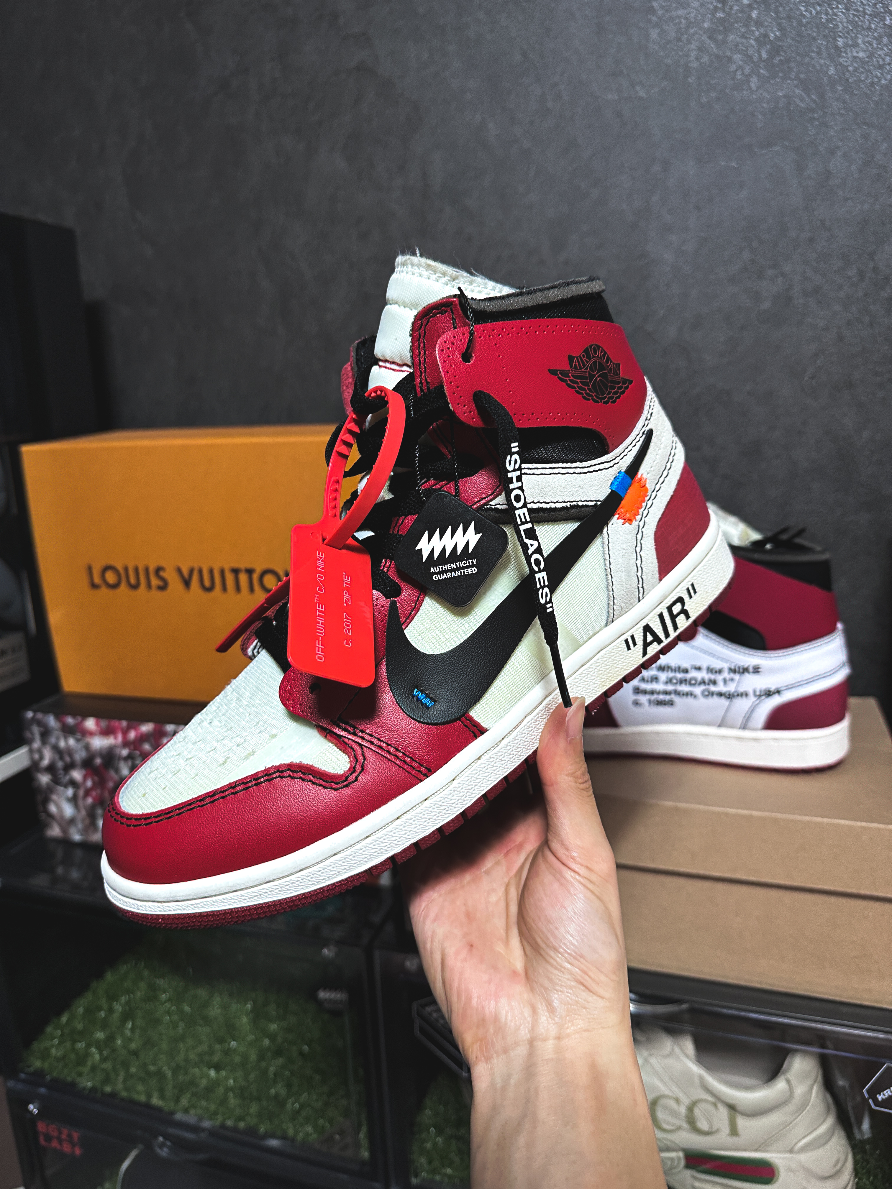Jordan 1 x Off-White Retro High Chicago The Ten 착용 스타일
