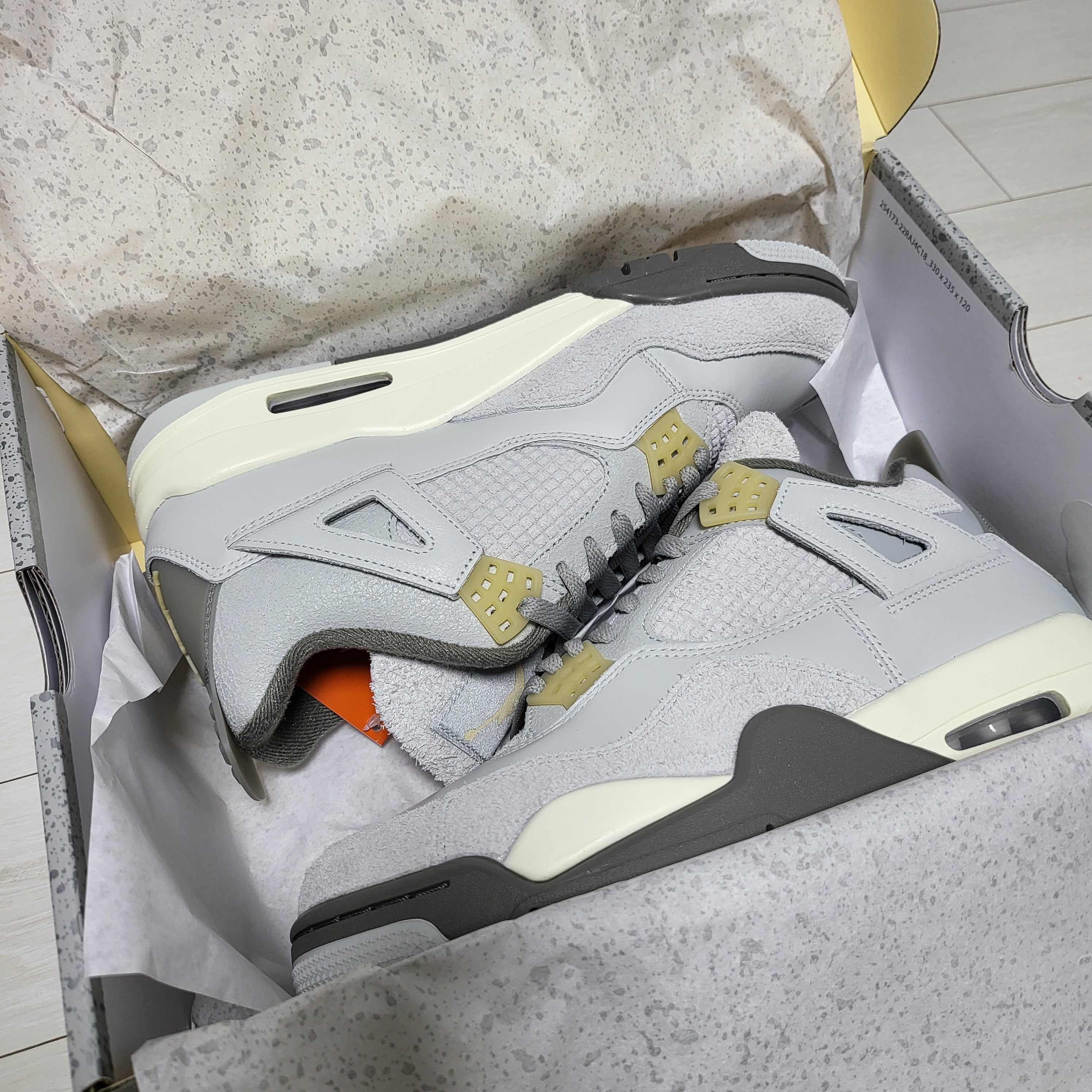 Jordan 4 Retro SE Craft 착용 스타일