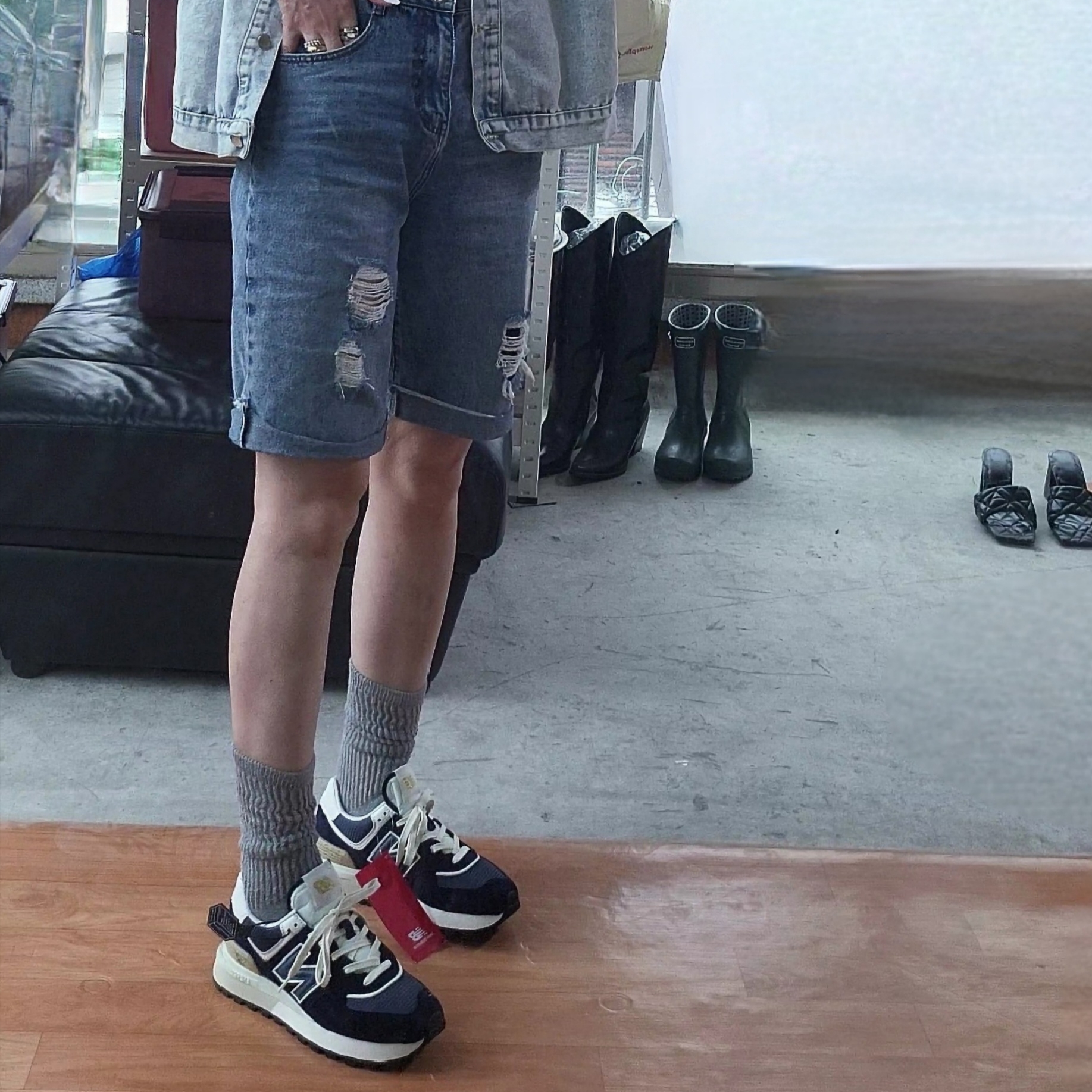 New Balance 574 Legacy Navy 착용 스타일 - 1
