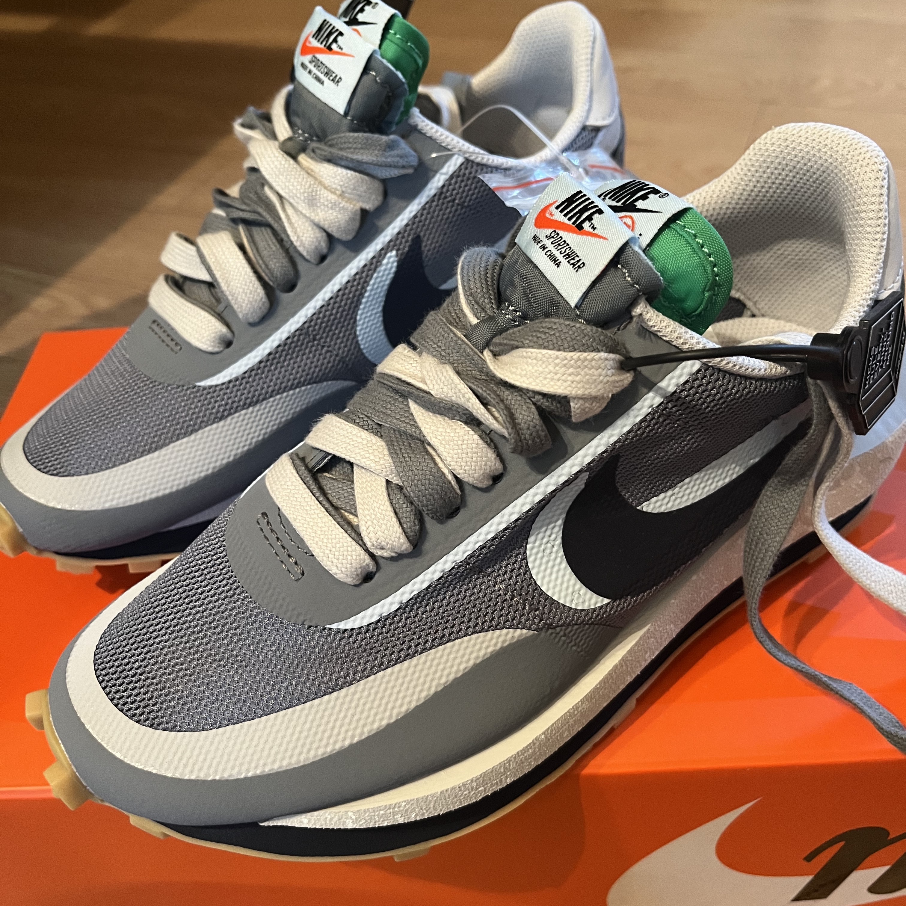 Nike x Sacai x Clot LDWaffle Cool Grey 착용 스타일
