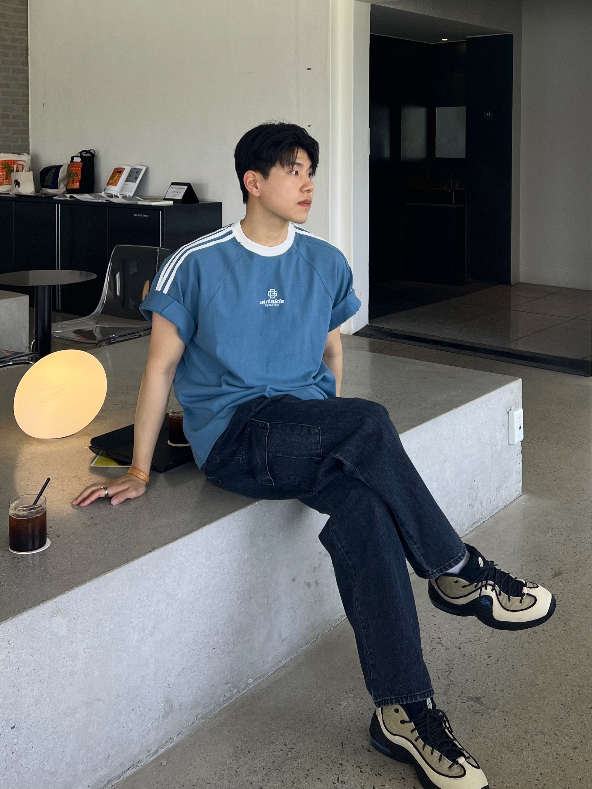 나이키 x 스투시 에어 페니 2 라탄 앤 라임스톤 착용 스타일 - 1