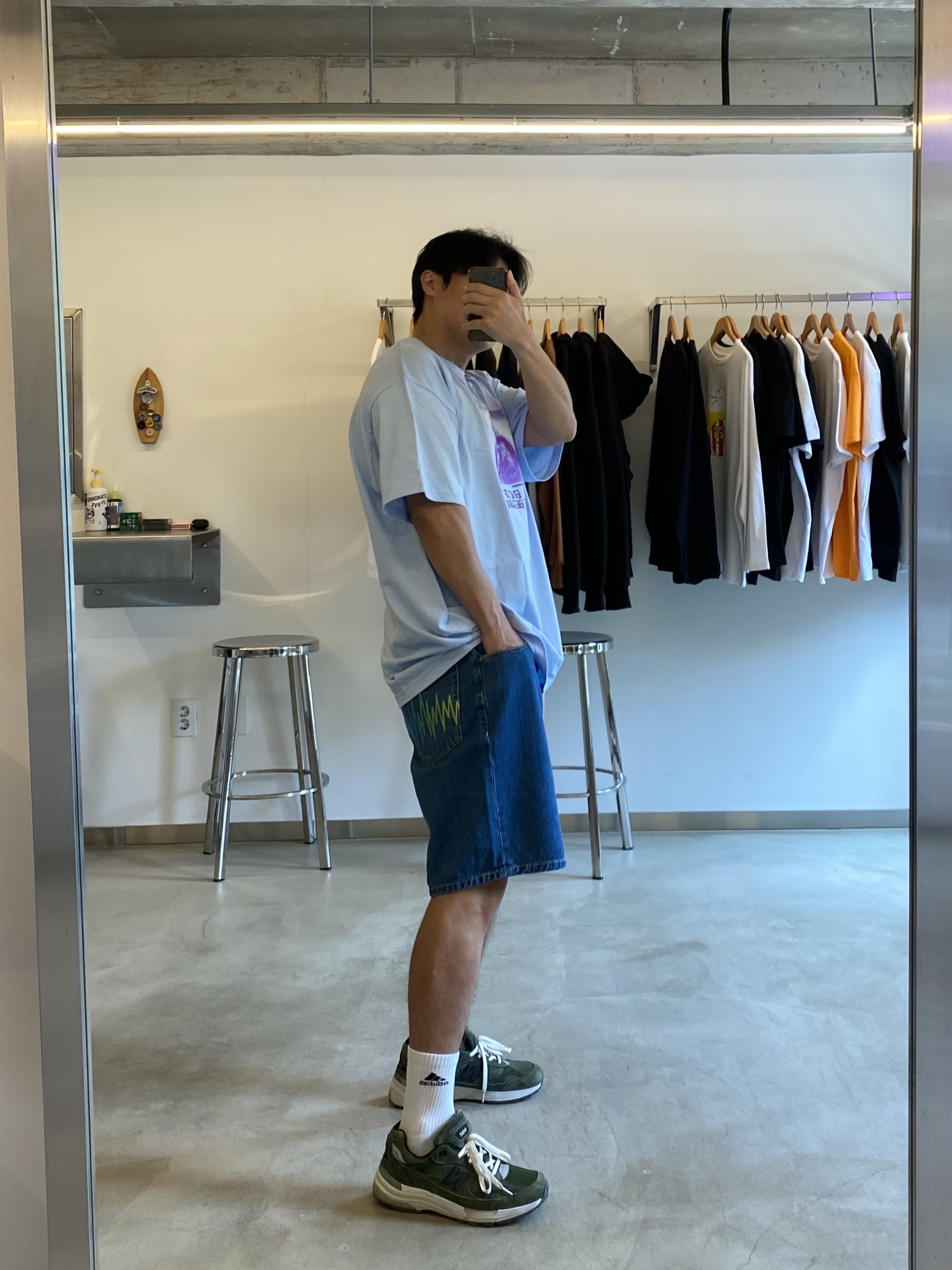 New Balance x JJJJound 992 Made in USA Mossy Green 착용 스타일 - 2