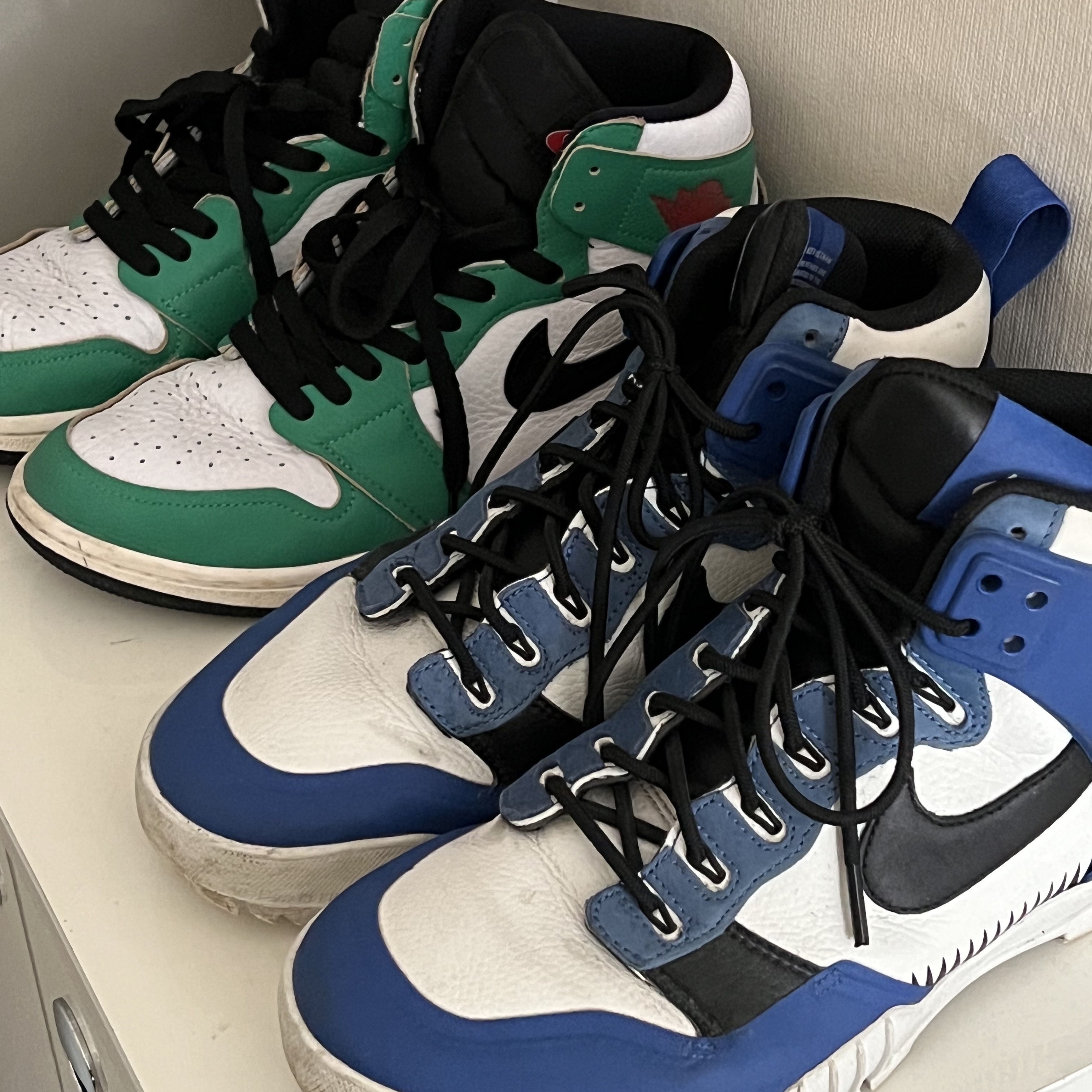 (W) Jordan 1 Retro High OG Lucky Green, Nike x Undercover SFB Jungle Dunk White 착용 스타일