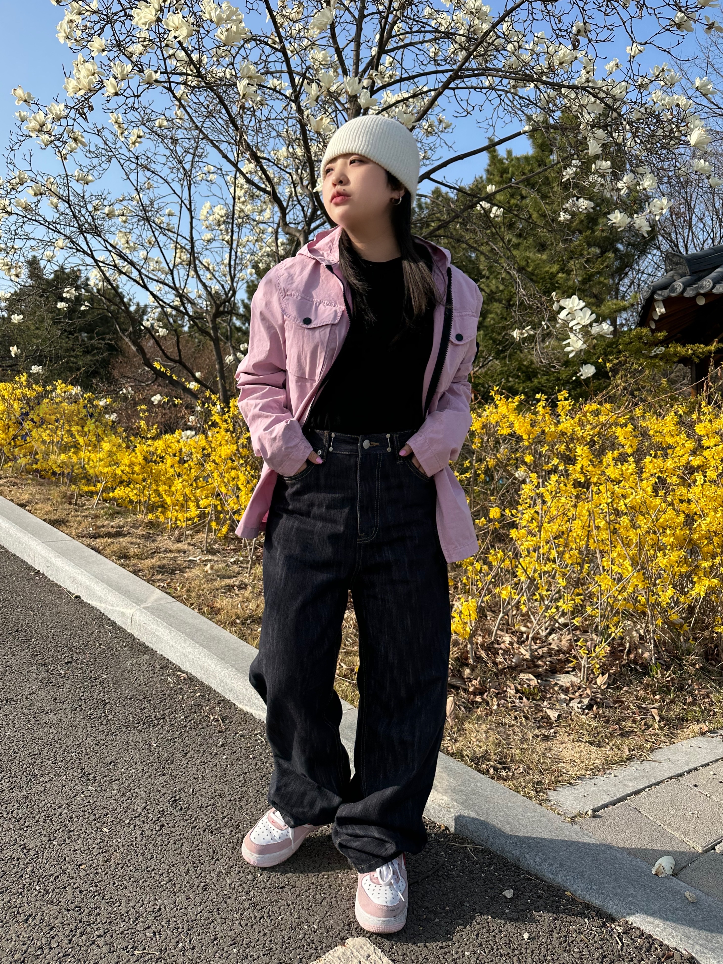 Nike Air Force 1 '07 QS Valentine's Day 착용 스타일 - 2