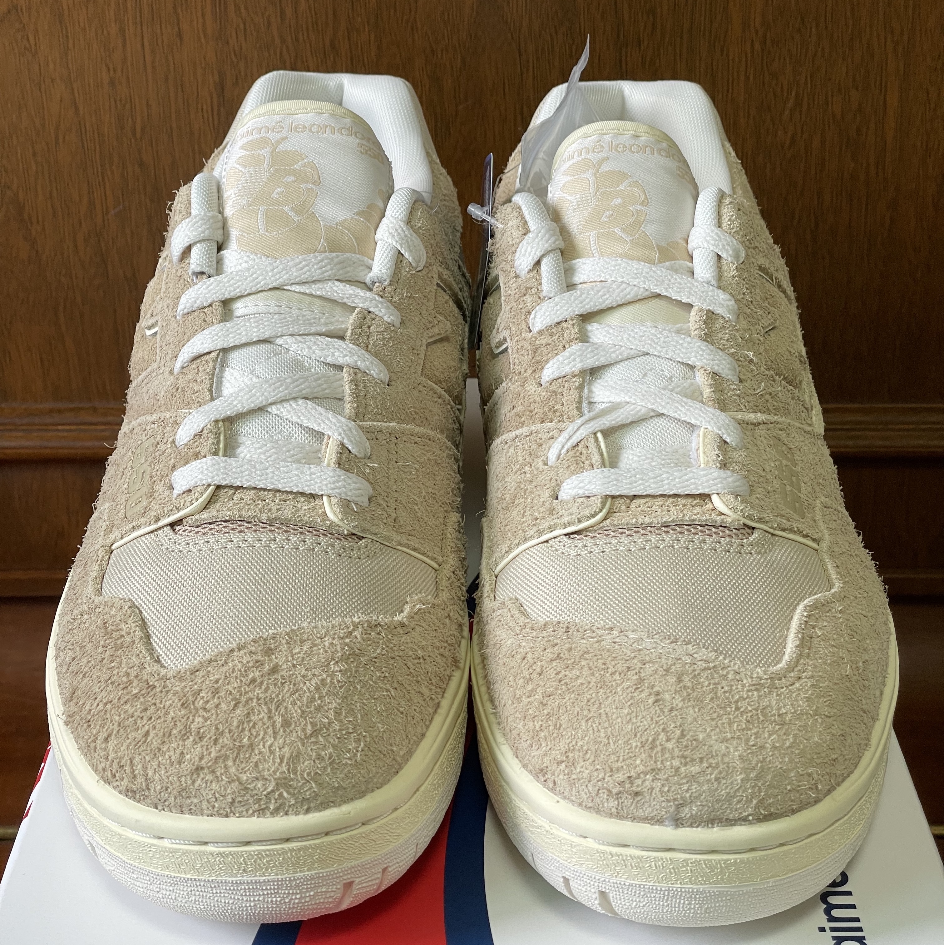 New Balance x Aime Leon Dore 550 Warm Sand 착용 스타일 - 3