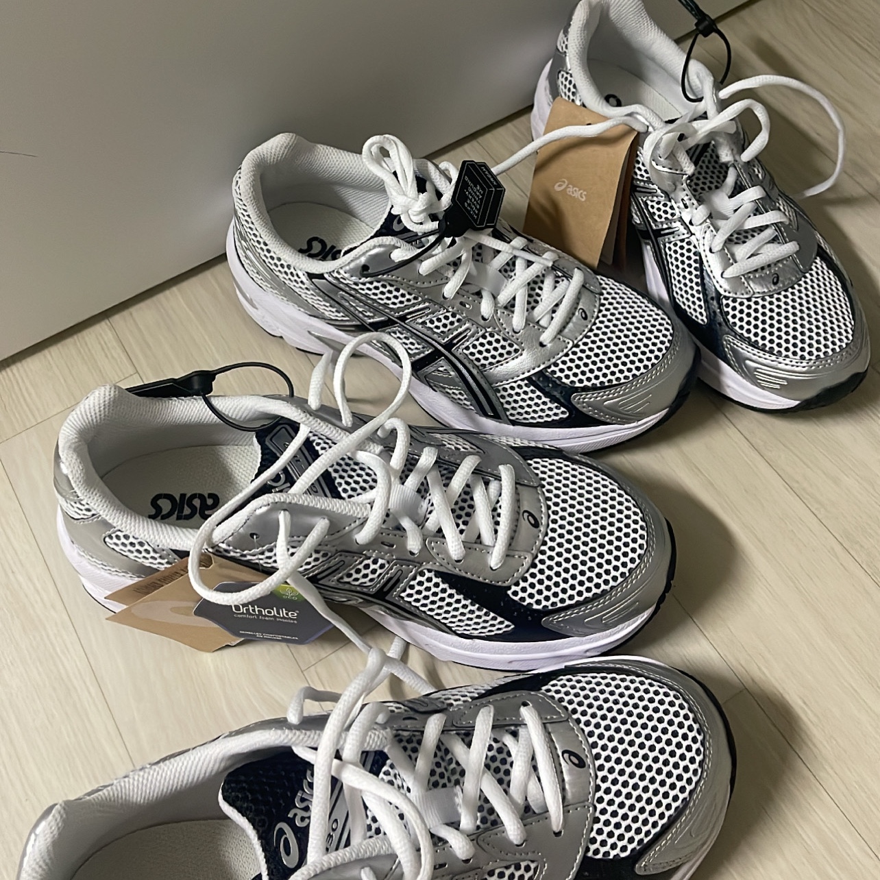 Asics Gel-1130 White Black 착용 스타일